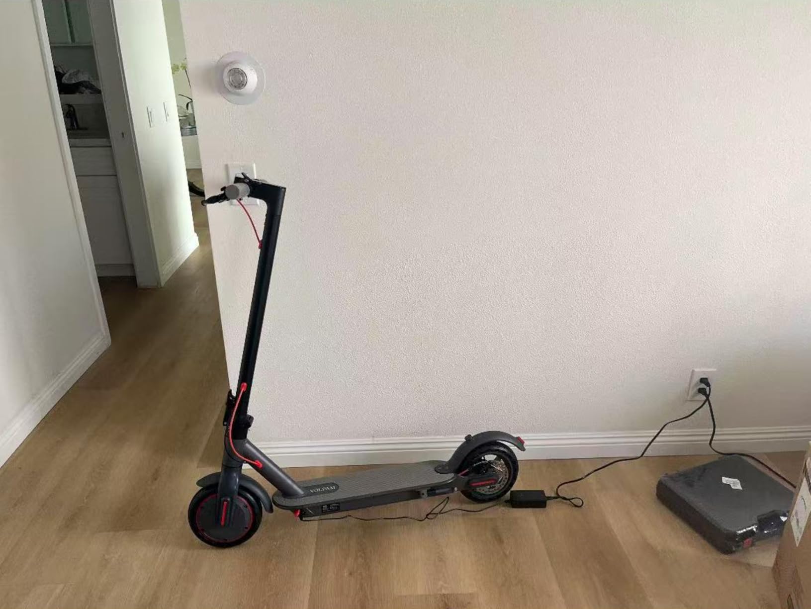 VOLPAM Electric Scooter with 8.5