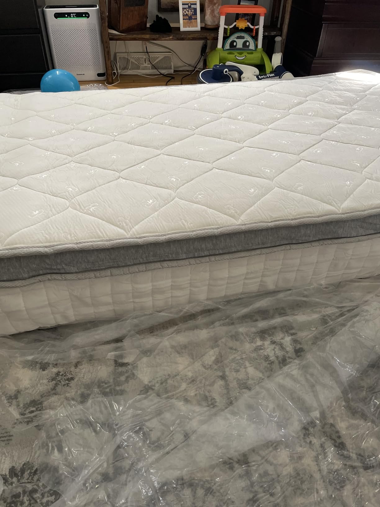 Neo Sleep Queen Size Mattress, 12 Inch Hybrid Comfort & Supportive Mattress in a Box, Cooling Gel Memory Foam and Pocket Springs with Pressure Relief, CertiPUR-US Certified, Medium Feel customer photo 2
