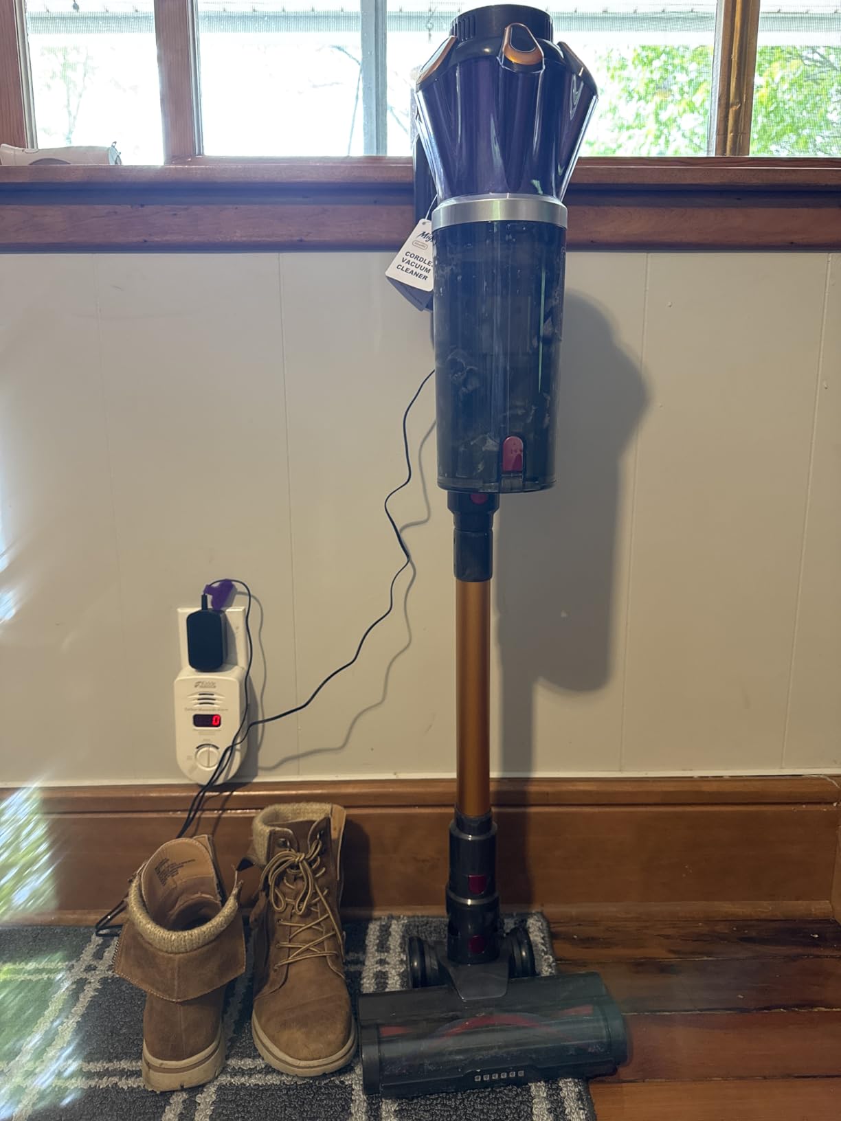 Cordless Vacuum Cleaner, 650W 55Kpa 70Mins Cordless Stick Vacuum with Hurricane Mode, 1.8L Cup, Anti-Tangle Vacuum Cordless, Self-Standing Vacuum Cleaners for Home Pet Hair Carpets customer photo 1