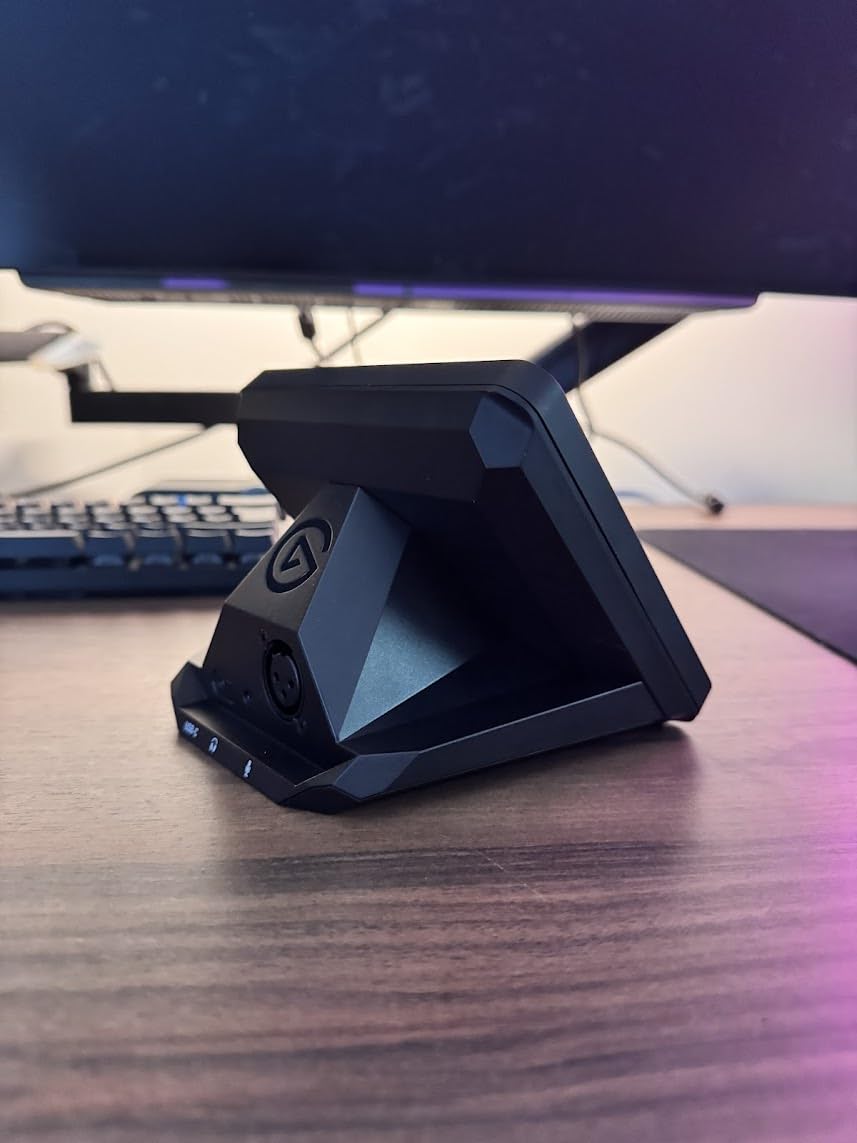 Elgato XLR Dock MK.2 - Audio Interface Accessory for Stream Deck + - 80dB Gain - Phantom Power - Clipguard 2.0 - DSP Effects - USB-C - Works with Any XLR Mic customer photo 1