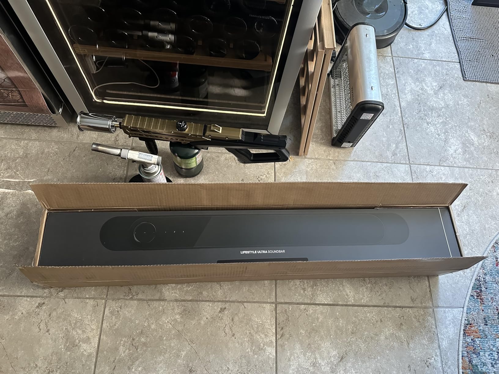 Bose New Lifestyle Ultra Soundbar, Wireless Home Soundbar for TV with Dolby Atmos, Surround Sound, Black customer photo 2