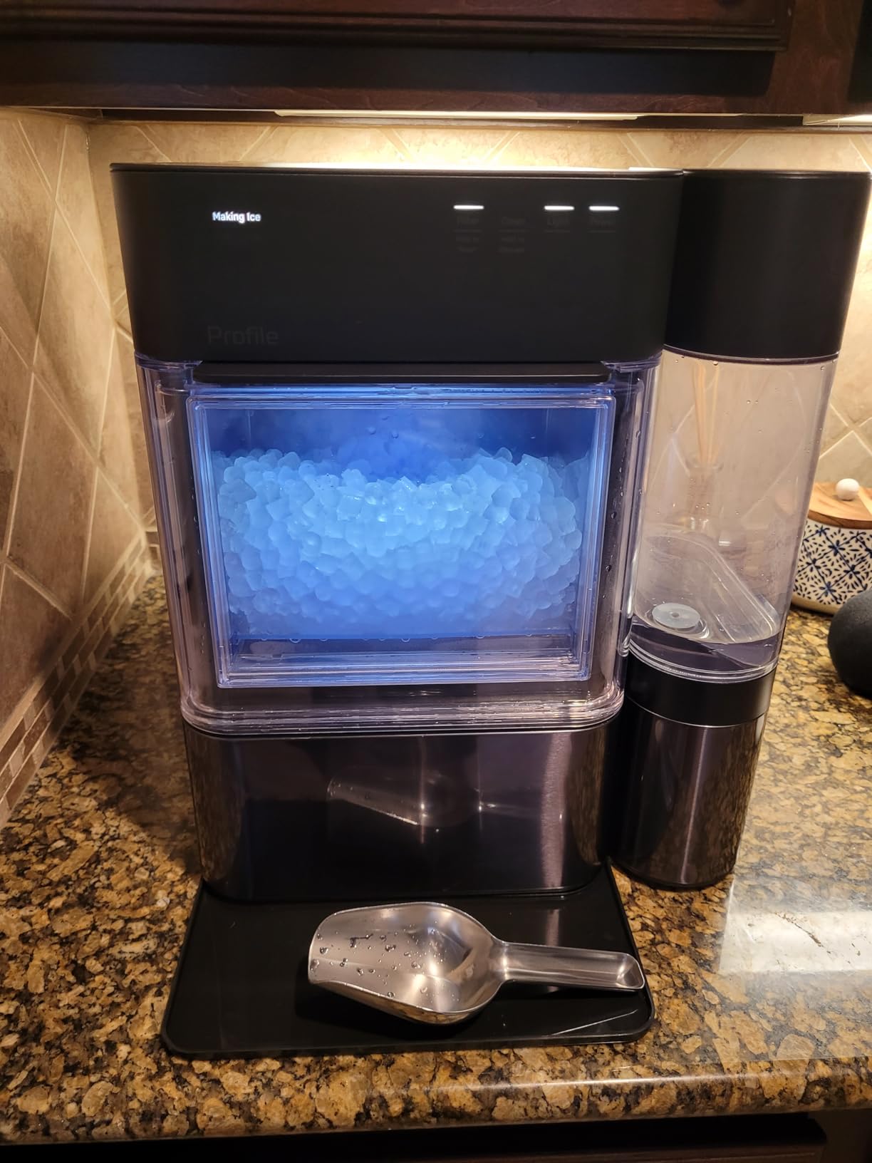 GE Profile Opal Ultra, Countertop Nugget Ice Maker, 1 Gal XL Side Tank, Amazon Exclusive, 38 lbs/Day, Pebble Pellet Crushed Ice Machine, WiFi Stainless Steel customer photo 1