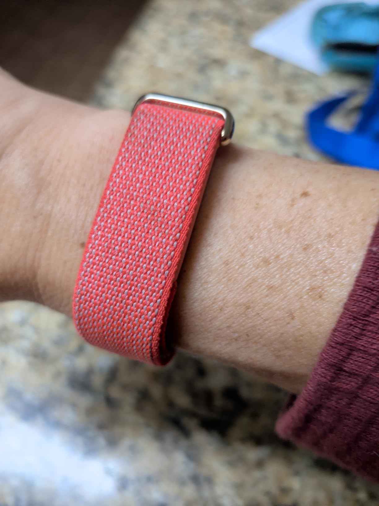 Google Fitbit Air - Screenless Activity Tracker with Fitness, Heart Rate, and Sleep Tracking - Personalized AI-Powered Coaching - Obsidian customer photo 2