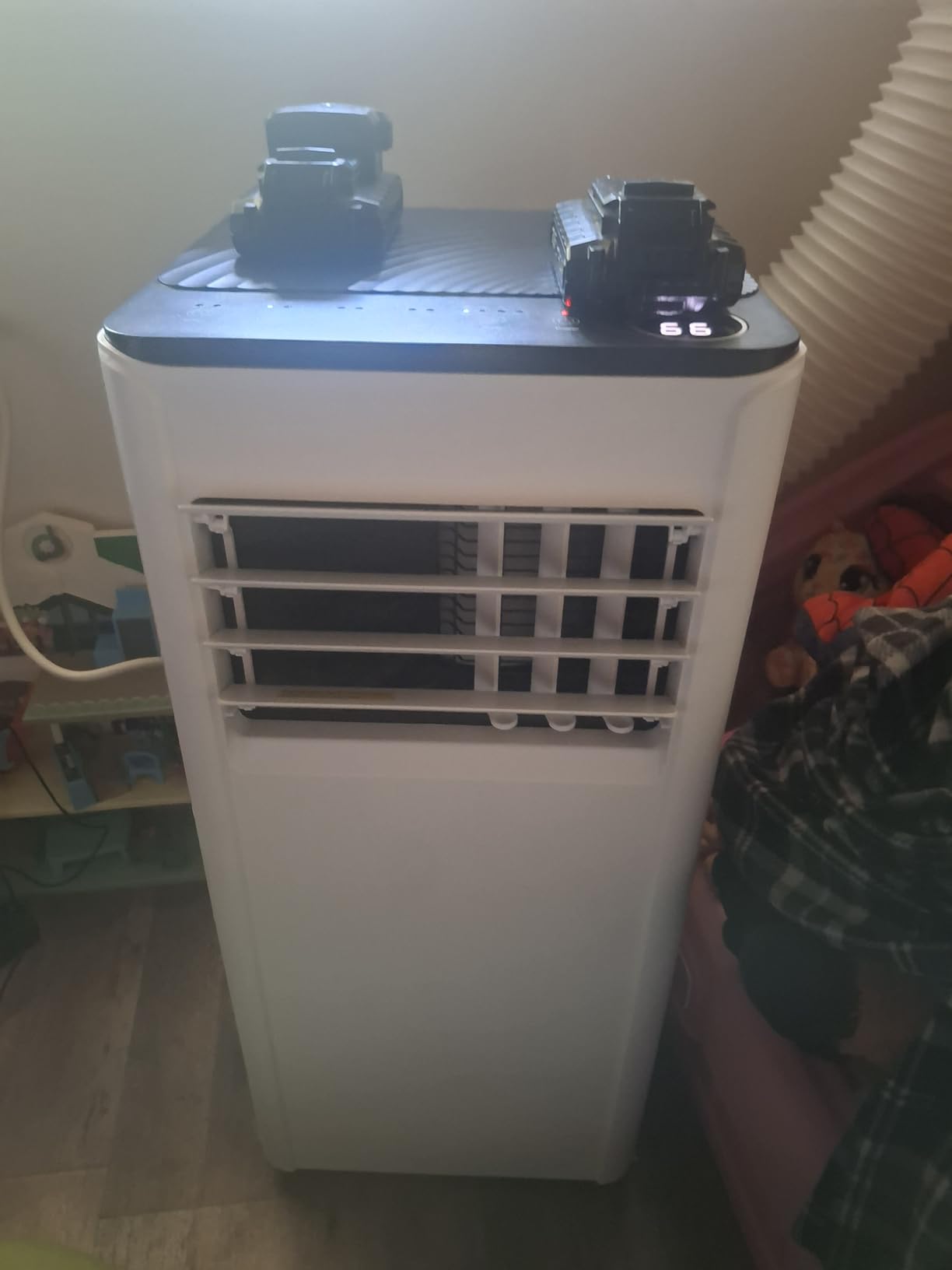 EnerGlow 14000BTU Portable Air Conditioner, 4-in-1 Cools 750 Sq.Ft, Quiet AC Unit with Fan & Dehumidifier, LED Display, Remote, Auto Swing, 24H Timer, Window Kit, for Bedroom/Office/Dorms/Apartment customer photo 1