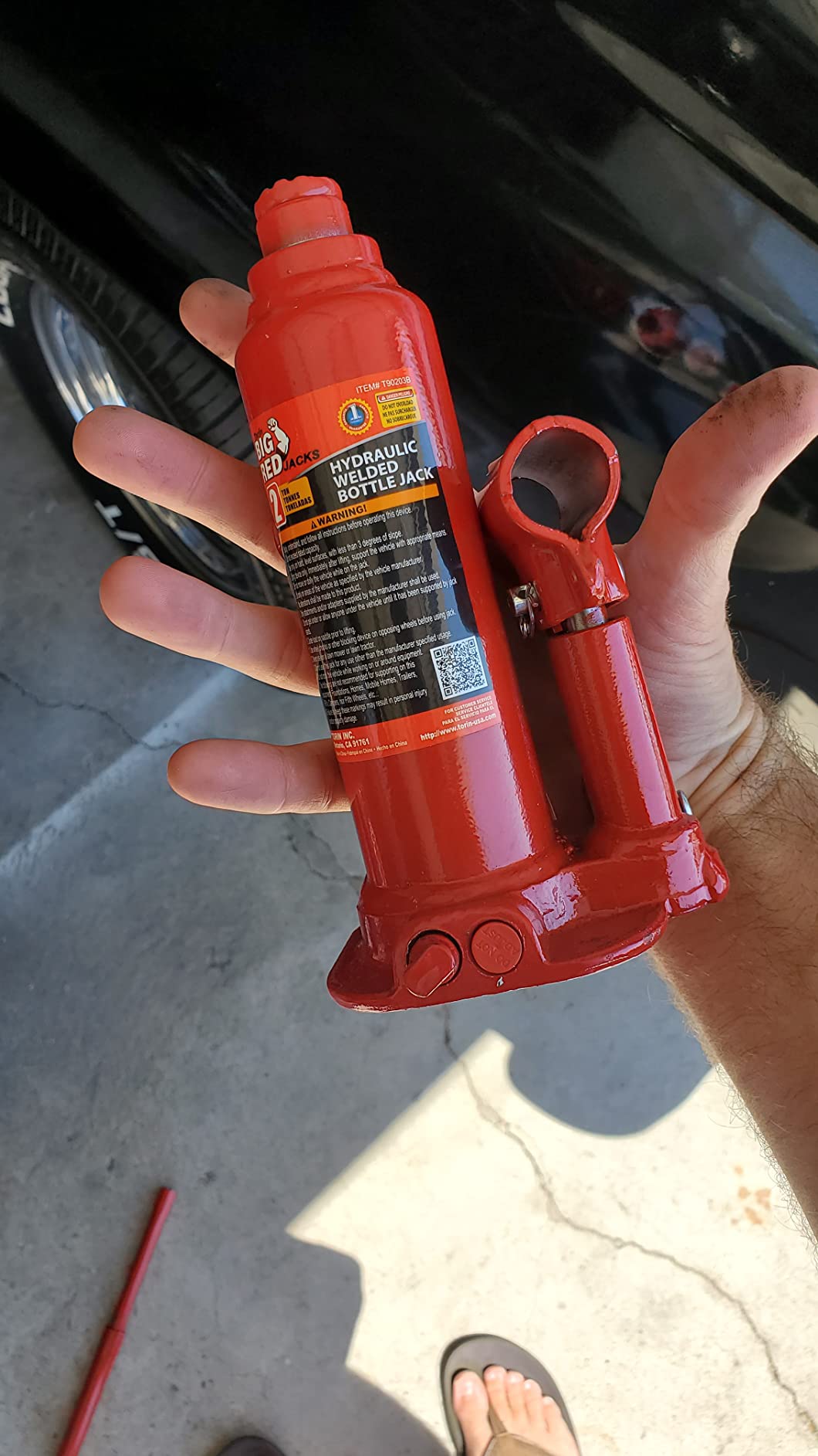 BIG RED T90203B Torin Hydraulic Welded Bottle Jack, 2 Ton (4,000 lb) Capacity, Red customer photo 2