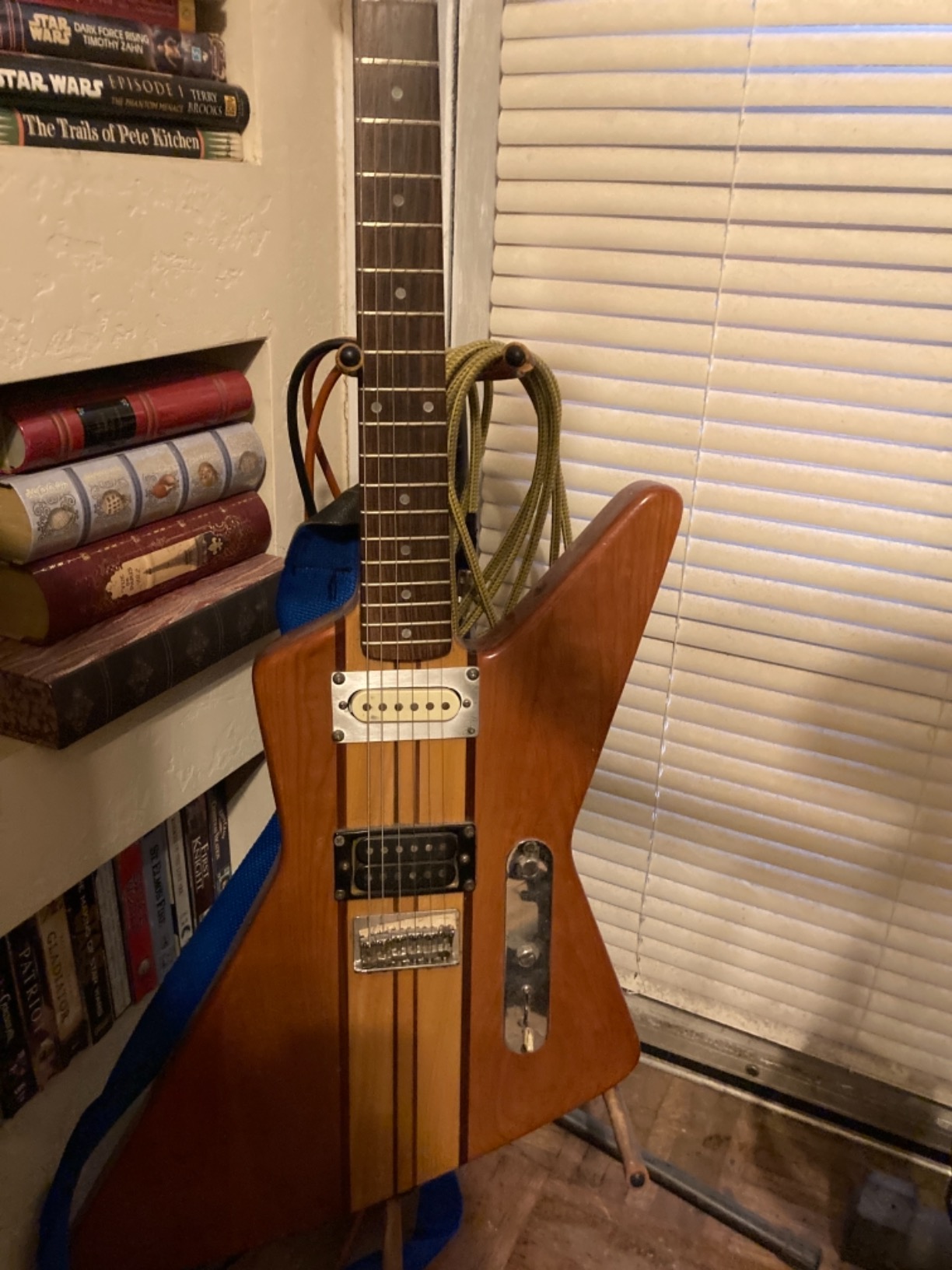 Ernie Ball Super Slinky Nickel Wound Electric Guitar Strings, 9-42 Gauge (P02223) customer photo 2