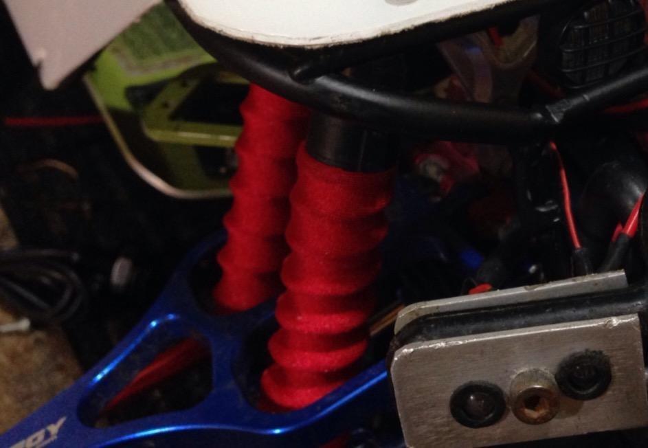Traxxas 4962 Hard-Anodized & PTFE-Coated T6 Aluminum Big Bore shocks (Set of 8) customer photo 2