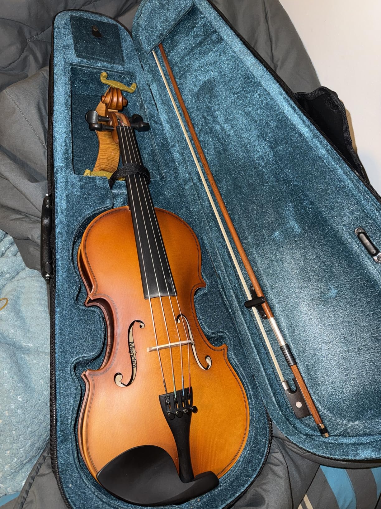 Mendini by Cecilio 16-Inch Solid Wood Viola Set for Beginners - Hand Carved Acoustic Viola Kit with Hard Case, Bow, Rosin, Bridge and Extra Strings (Natural Varnish) customer photo 2