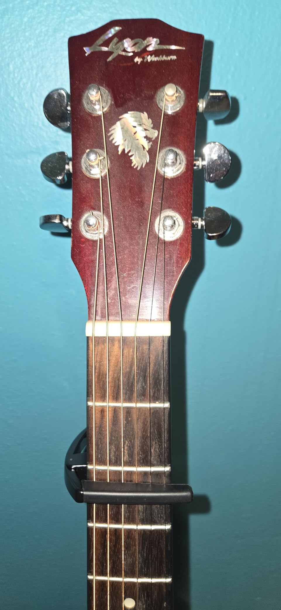 D'Addario NS Tri-Action Guitar Capo for 6-String Electric and Acoustic Guitars - Black customer photo 1
