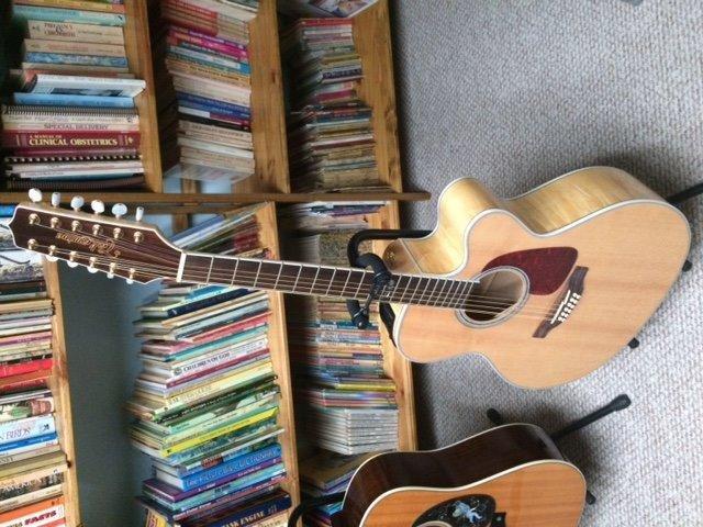 Takamine GJ72CE-12NAT Jumbo Cutaway 12-String Acoustic-Electric Guitar, Natural customer photo 2