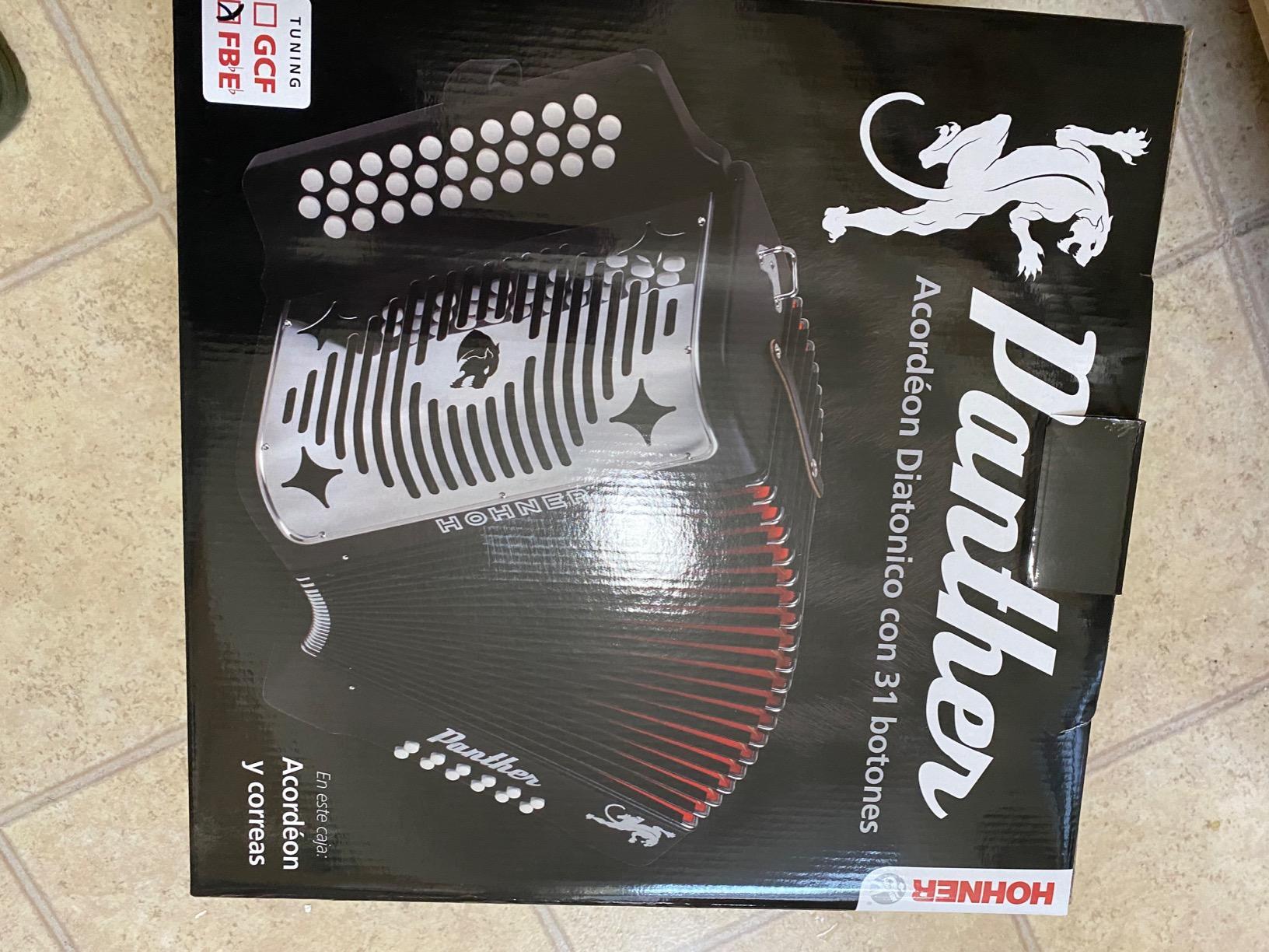 HOHNER Accordion Panther 3-Row Diatonic, 3100FB (Black) customer photo 1
