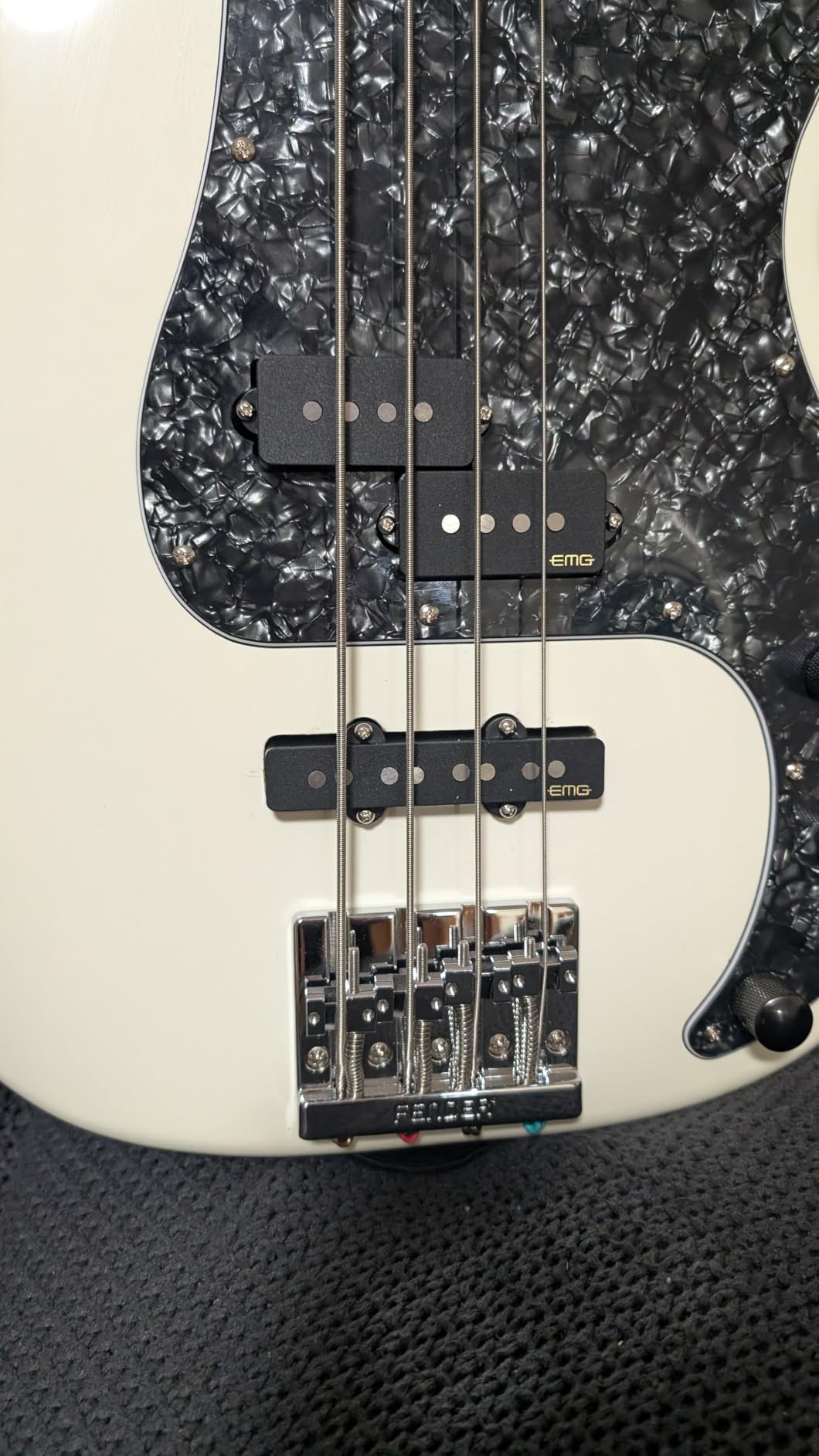 EMG Geezer Butler Signature PJ Bass Guitar Pickup Set customer photo 1