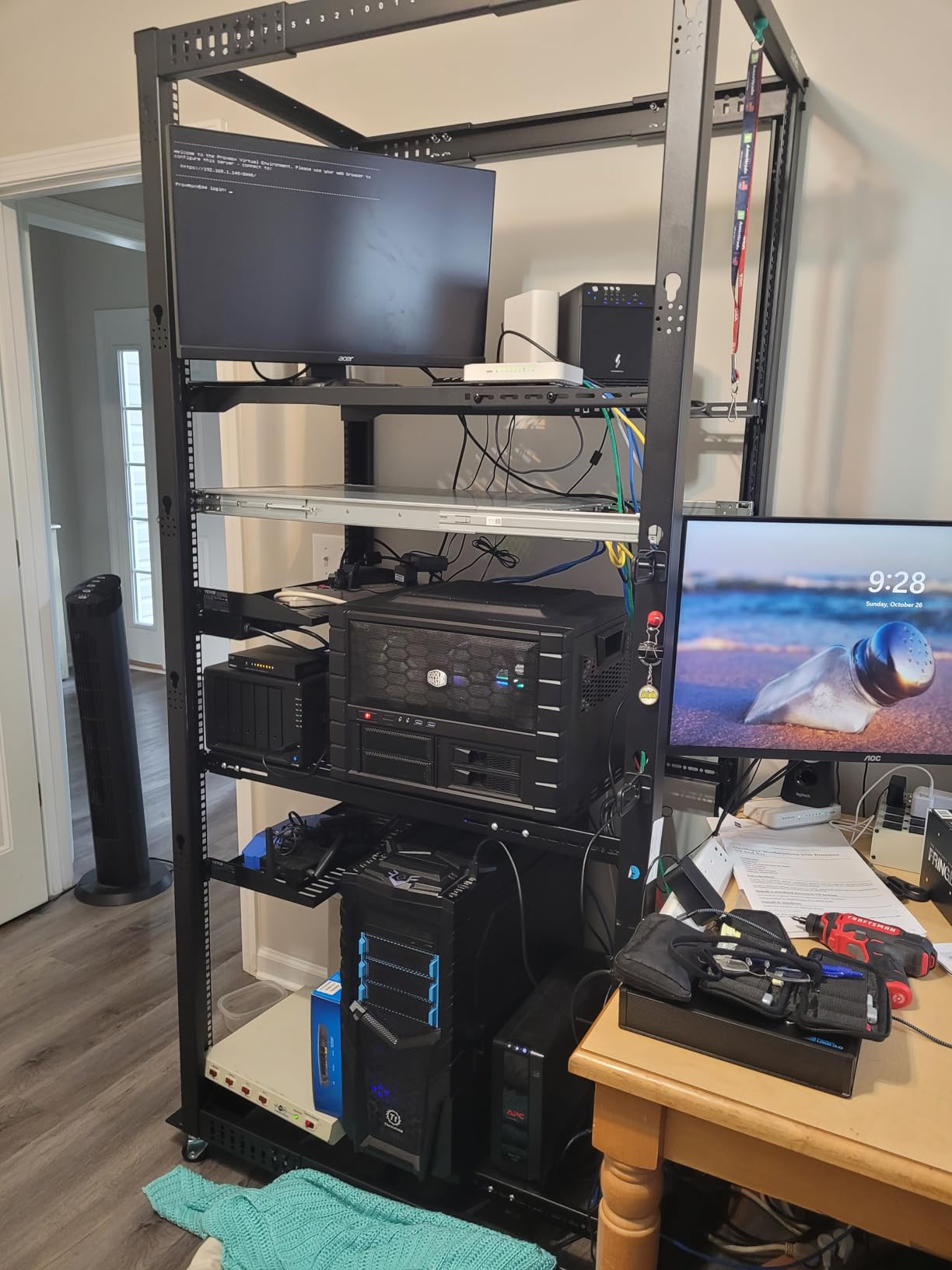 StarTech 12U 4-Post Server Rack, 19in Open Frame Rack with 40in Mounting Depth and 1200lb Weight Capacity, Mobile or Floor Mount IT Rack customer photo 1