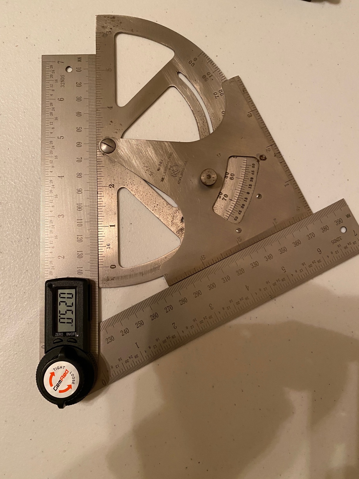 GemRed 82305 Digital Angle Finder Protractor Stainless Steel 7inch 200mm customer photo 1