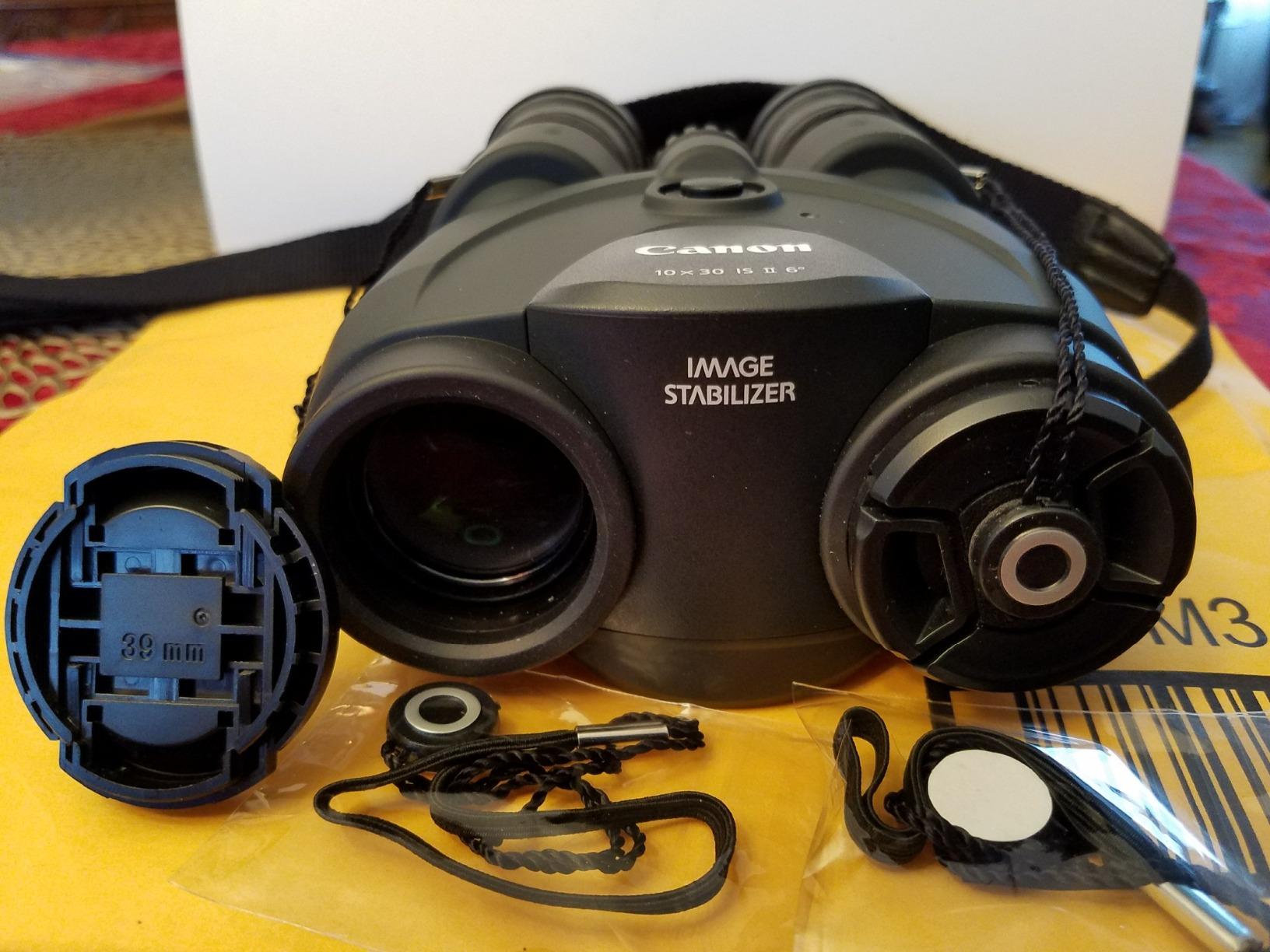 Canon 10x30 Image Stabilization II Binoculars | Eco-Friendly Lead-Free Glass customer photo 2