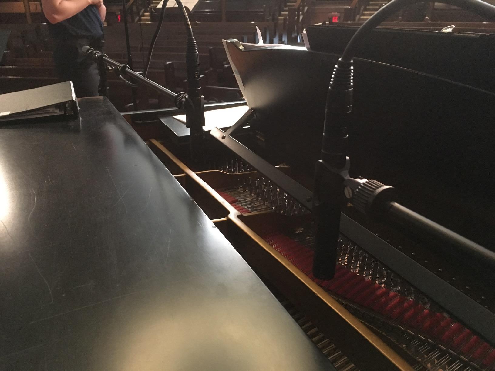 LyxPro SDPC-2 Stereo Pair Small Diaphragm Condenser Microphones with Omni, Cardioid & Super Cardioid Capsules customer photo 1