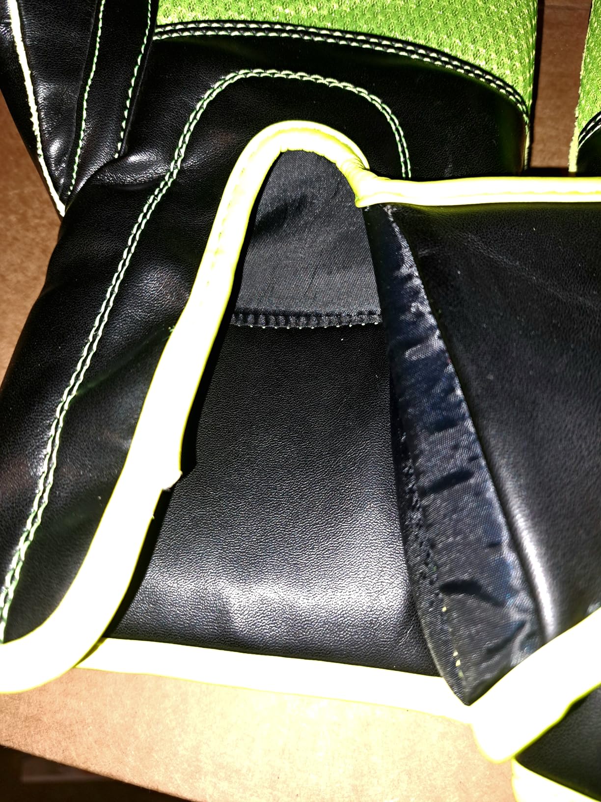 Sanabul Essential Gel Boxing Gloves for Men & Women, Kickboxing MMA, Muay Thai customer photo 2