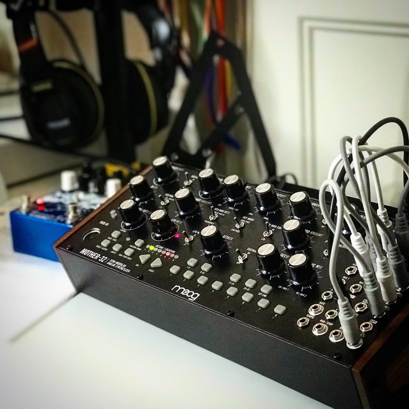 Moog Mother-32 Semi-Modular Eurorack Analog Synthesizer with 32-Step Sequencer, VC Oscillator and Ladder Filter, MIDI In, Extended Patchbay, CV Jack customer photo 1