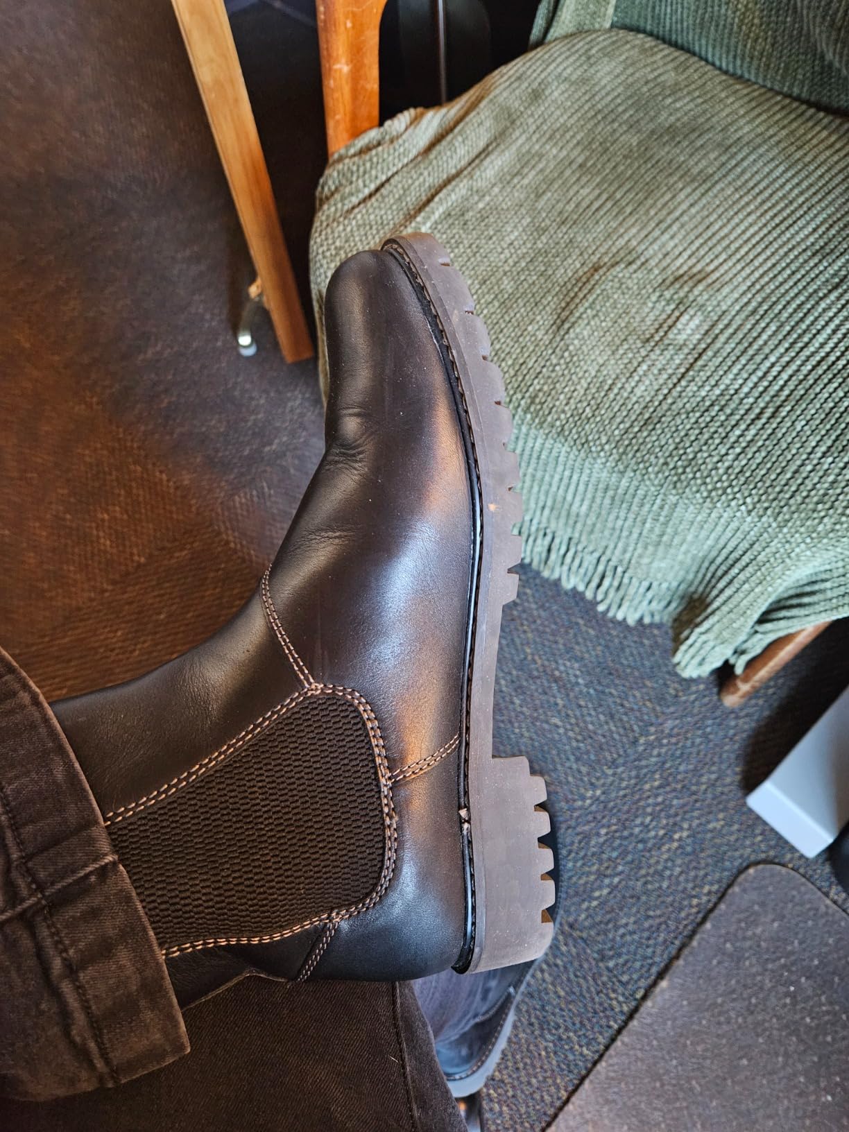 Eastland womens Chelsea Boots customer photo 2