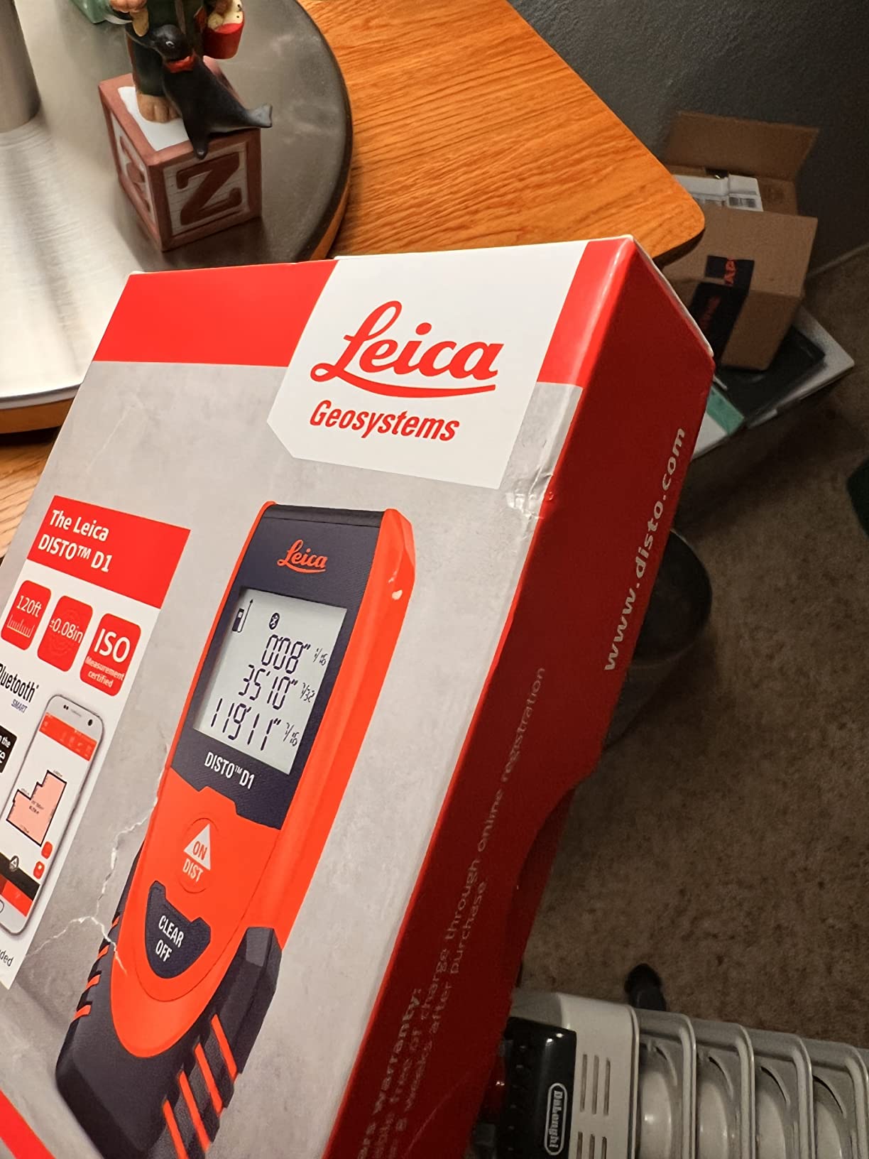 Leica DISTO D1 120ft Laser Distance Measure with Bluetooth 4.0, Black/Red customer photo 2