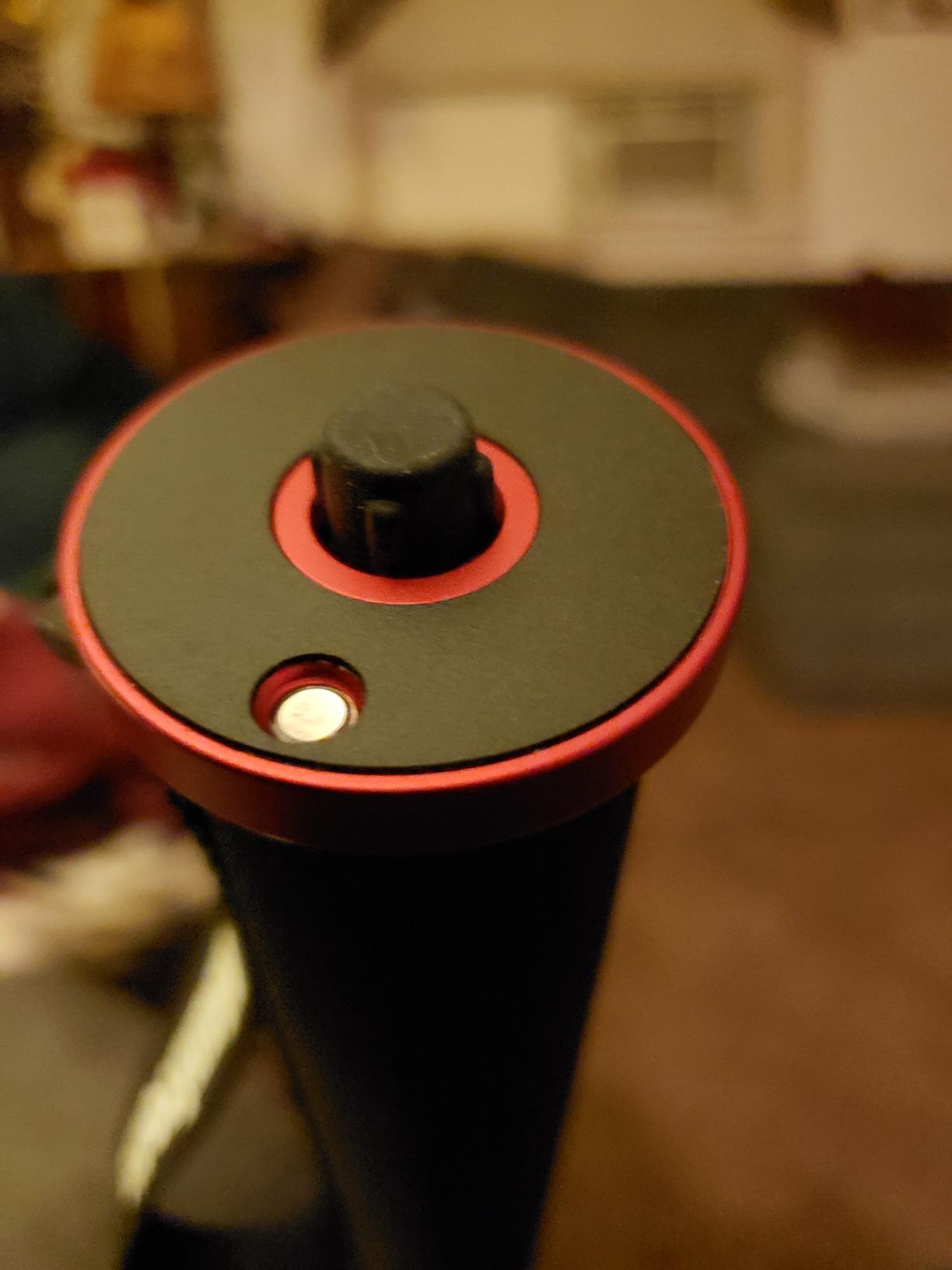 Manfrotto Element Aluminum 5-Section Monopod, Red (MMELEA5RD) customer photo 2