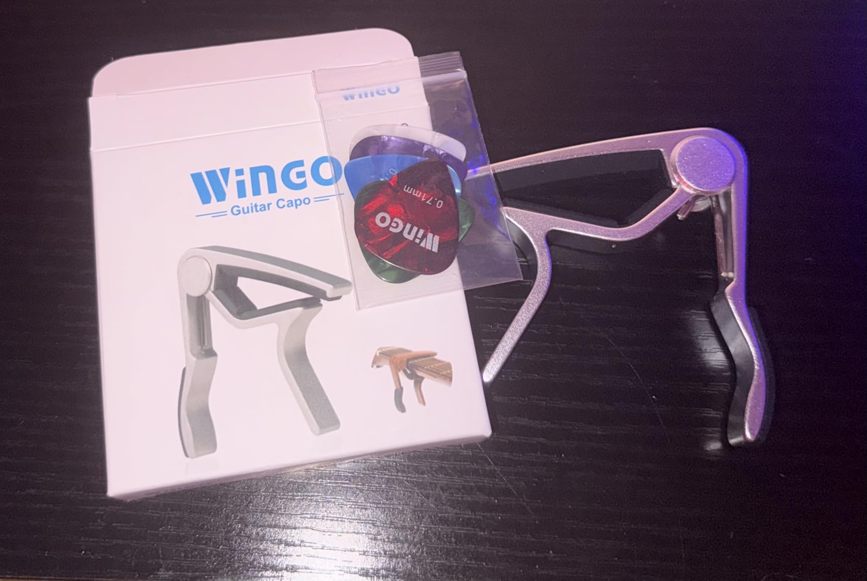 WINGO Guitar Capo for Acoustic and Electric Guitars - Rosewood Color with 5 Picks customer photo 2