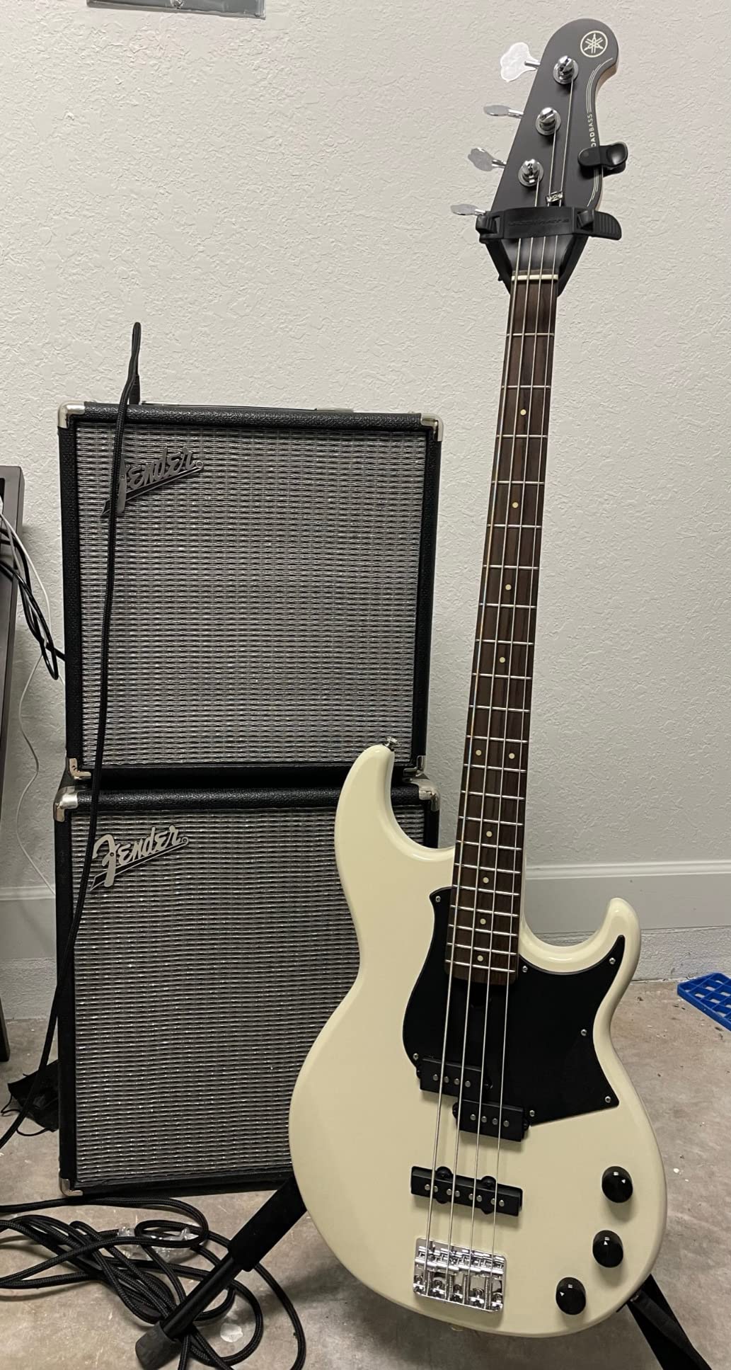 Yamaha BB234 BB-Series Bass Guitar, Raspberry Red customer photo 2