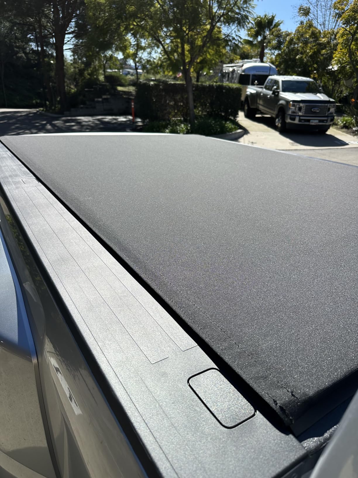 RealTruck TruXedo Sentry CT Hard Rolling Truck Bed Tonneau Cover | 1579116 | Fits 2017-2024 Ford F-250/350/450 Super Duty 6' 10