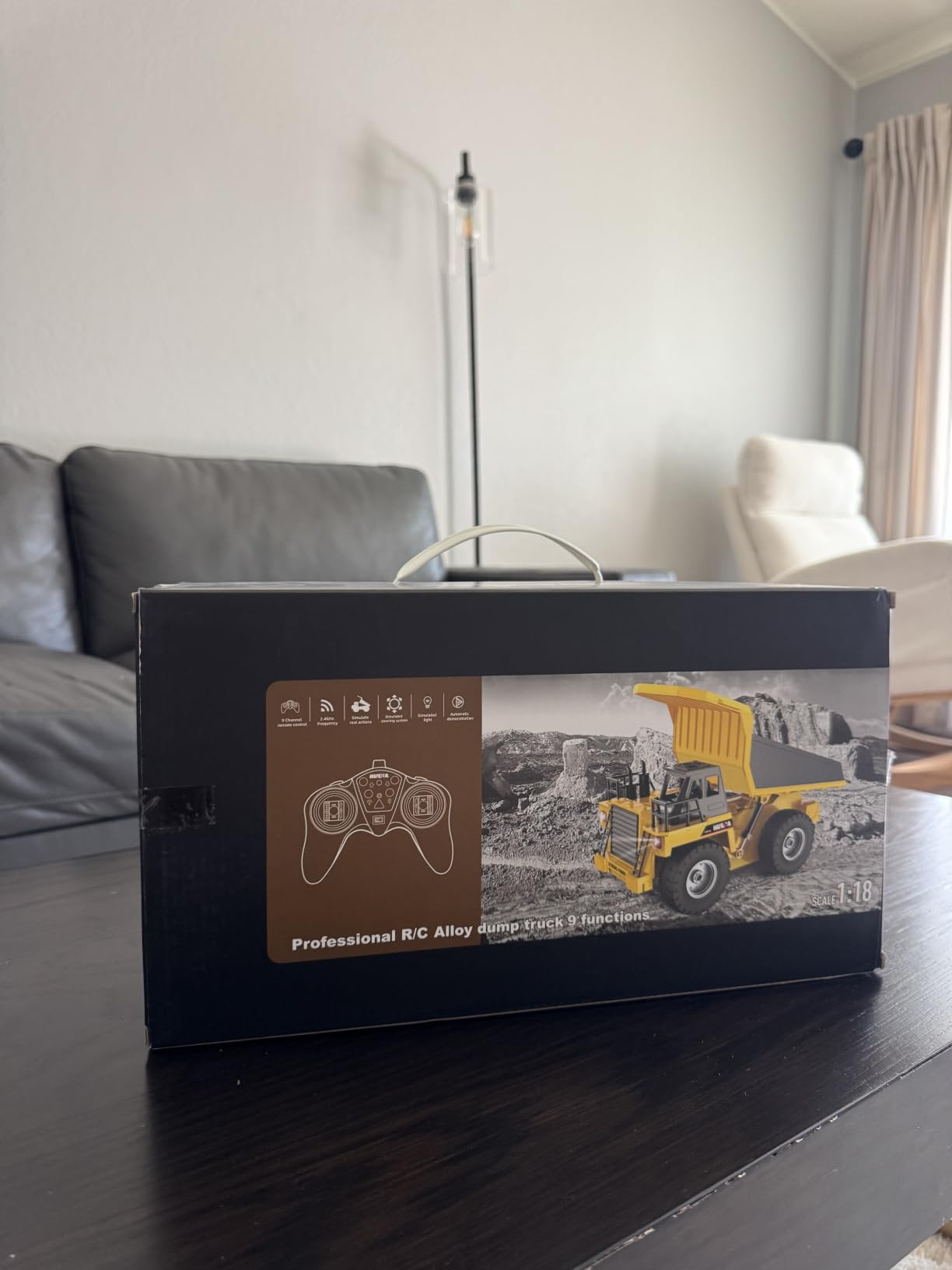 Remote Control Construction Dump Truck Toy 2.4G RC Truck 6 Channel Bulldozer 4 Wheel Driver Mine Construction Alloy Metal Vehicle Truck 1:18 with 2 Rechargeable Batteries for Boys Birthday Xmas Gift customer photo 1