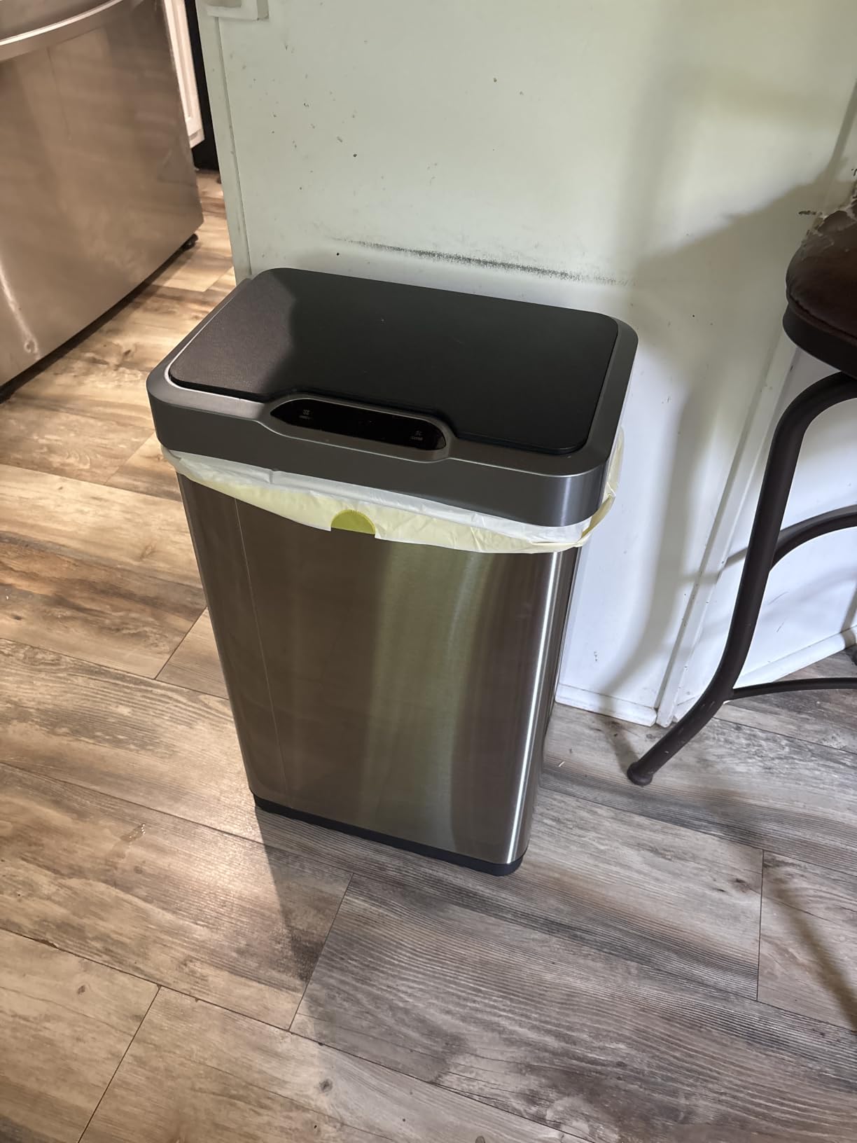 EKO Mirage-T 50 Liter / 13.2 Gallon Touchless Rectangular Motion Sensor Trash Can or Recycling Bin, Brushed Stainless Steel Finish customer photo 2