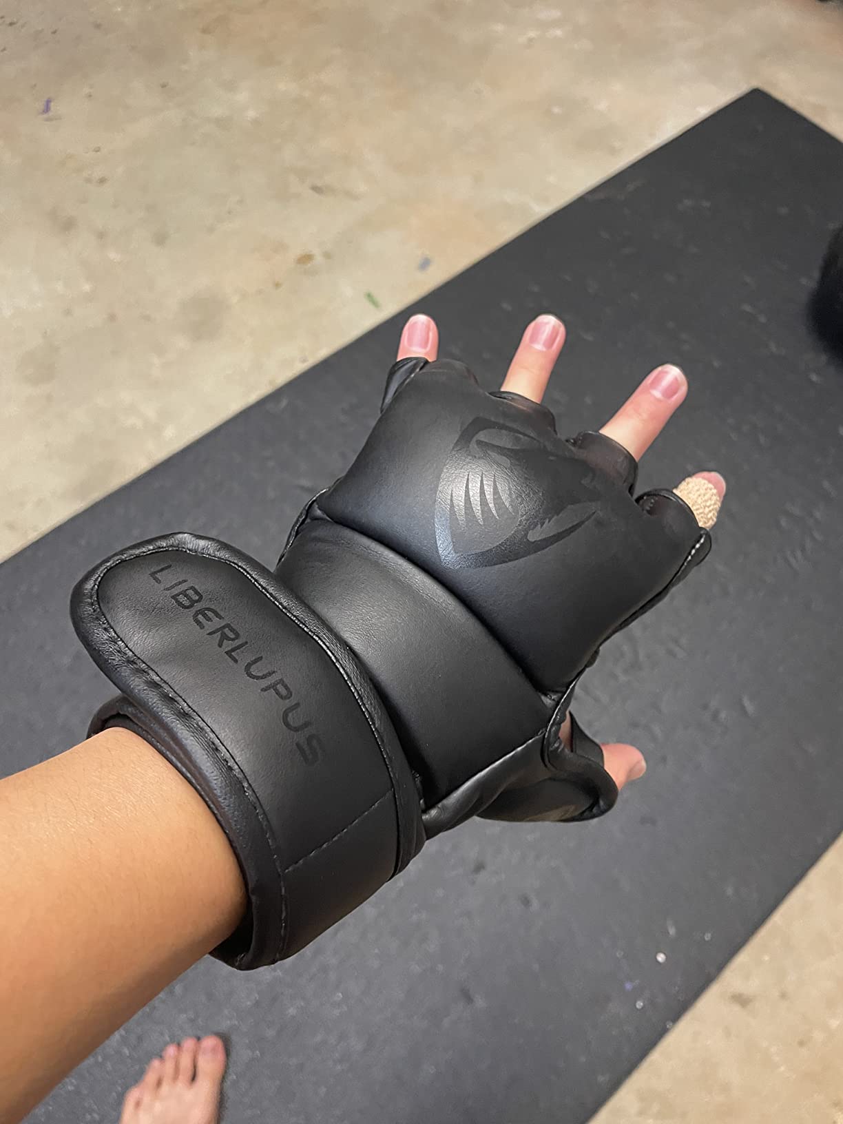LIBERLUPUS MMA Gloves Sparring for Men - Open Palm Training Gloves for Grappling, Kickboxing, Muay Thai customer photo 1