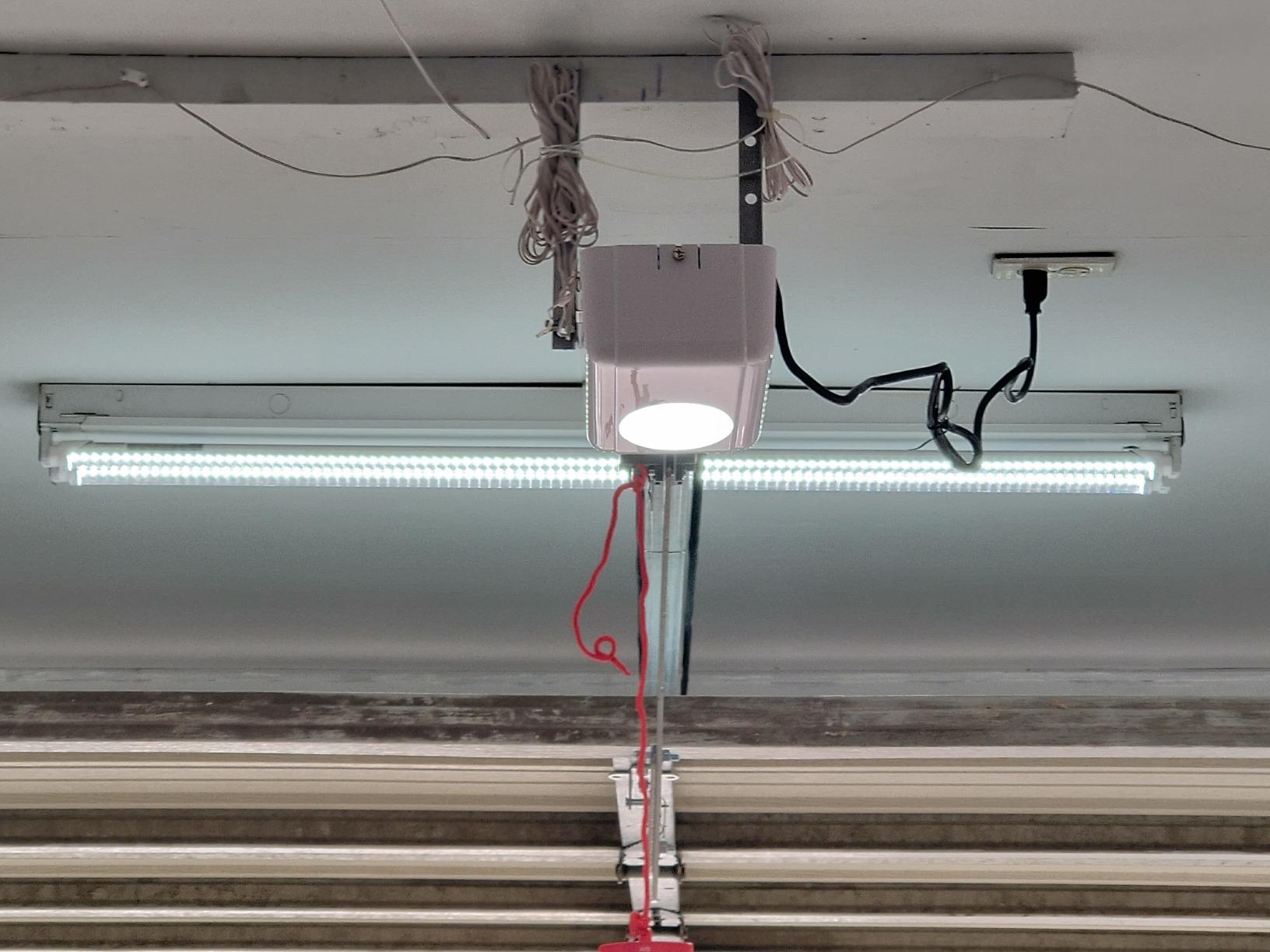 Skylink 1/2HPF Garage Door Opener with Alexa, Extremely Quiet DC Motor, Belt Drive and WiFi Compatible ATR-1622BKW customer photo 1