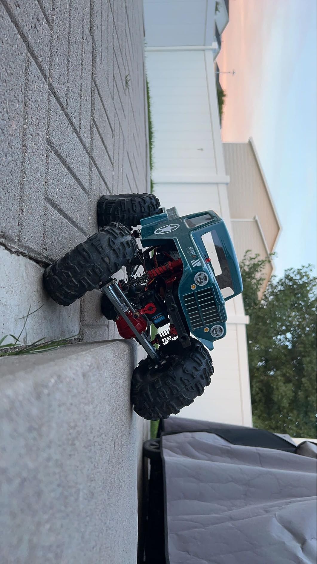 JConcepts Inc. JCI Creep 12.3 wheelbase JCO0403 Car/Truck Bodies Wings & Decals customer photo 2