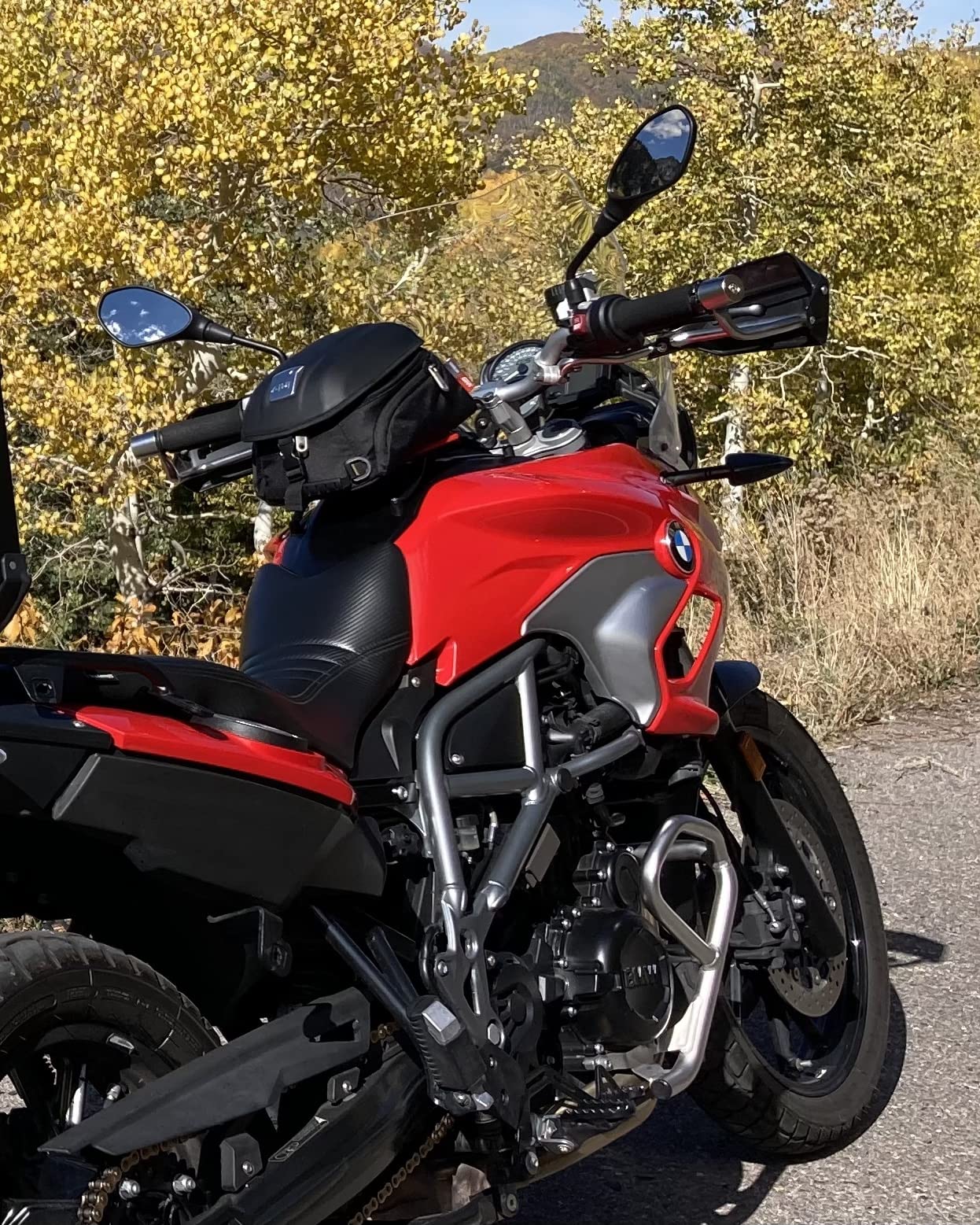 GIVI Sport-T TanklockED Tank Bag (5 Liter - ST605B) customer photo 1