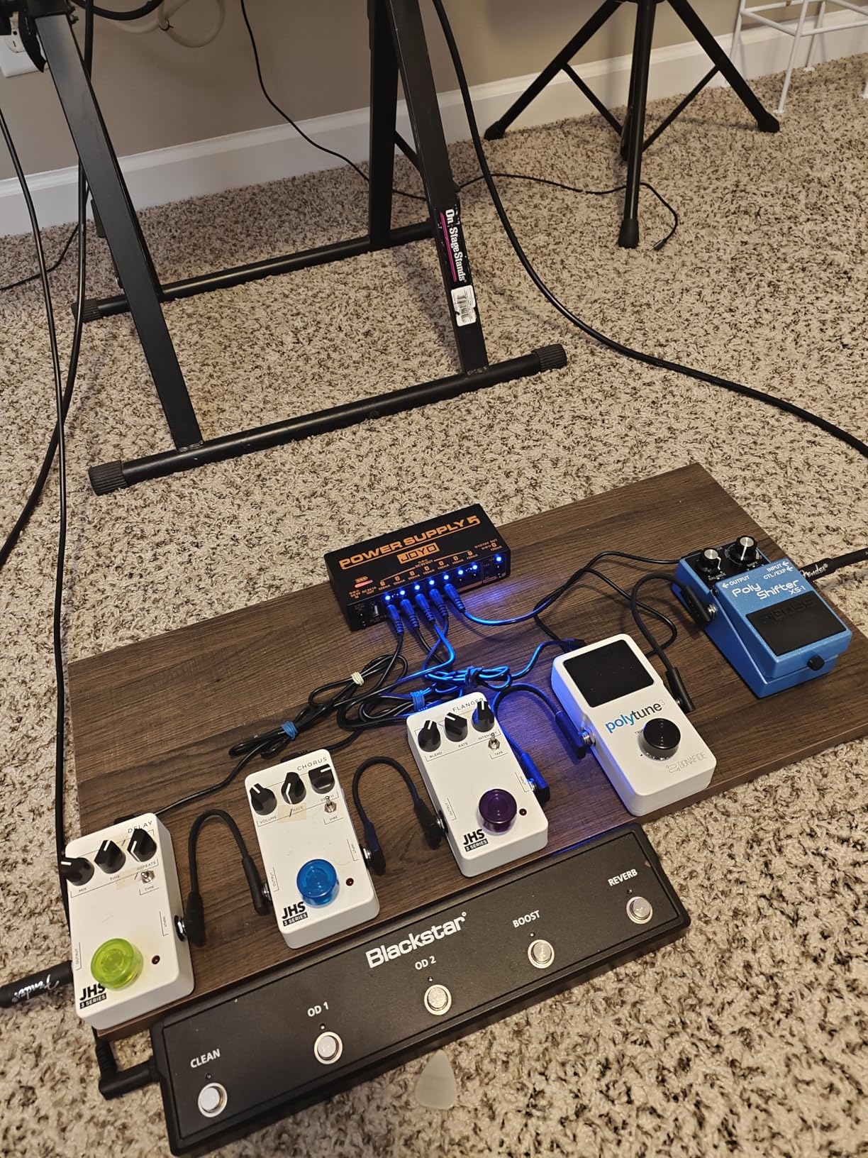 JOYO Built-in 4400mAh Rechargeable Battery Guitar Effect Pedal Power Supply 8 Outputs 9V 12V 18V (100mA, 500mA) Jacks & 5V/1A USB Port (JP-05) customer photo 1