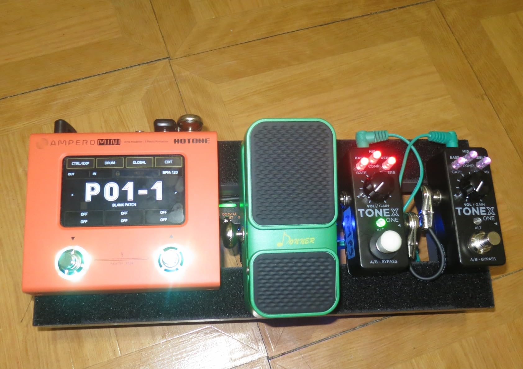 JOYO Built-in 4400mAh Rechargeable Battery Guitar Effect Pedal Power Supply 8 Outputs 9V 12V 18V (100mA, 500mA) Jacks & 5V/1A USB Port (JP-05) customer photo 2