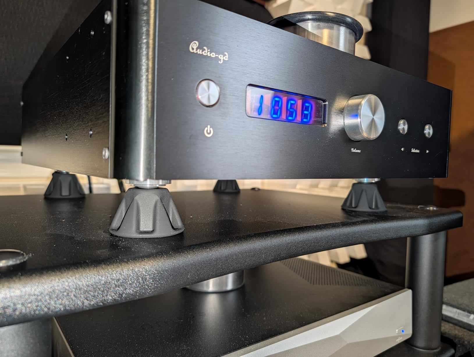 Hudson Hi-Fi Speaker Isolation Feet 8-Pack 1.5