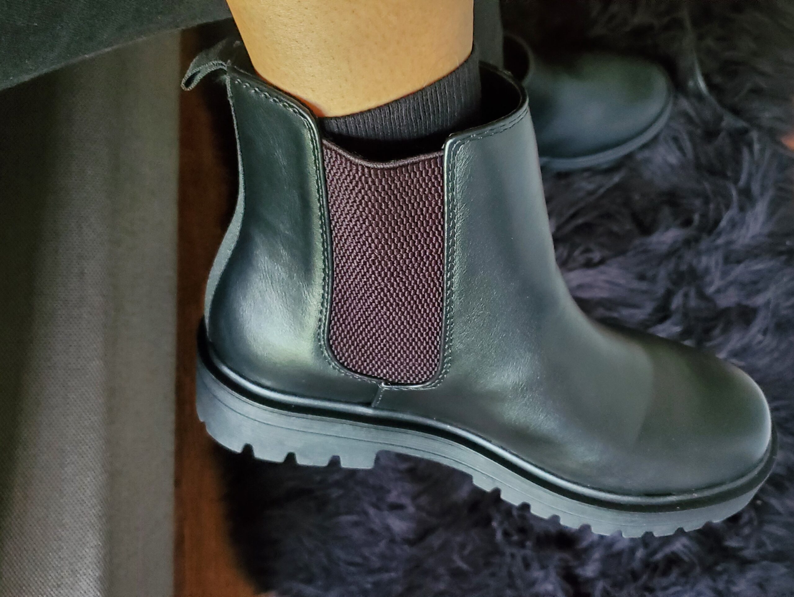 Soda Pilot ~ Women Lug Sole Low Heel Chelsea Fashion Ankle Bootie w/Double Elastic Gore customer photo 1