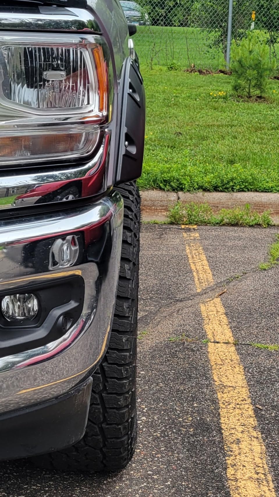 Tyger Auto Fender Flare Compatible with 2019-2026 Ram 2500 3500, Smooth Textured Black Paintable Bolt-Riveted Style 4pc | TG-FF8D4418 customer photo 1