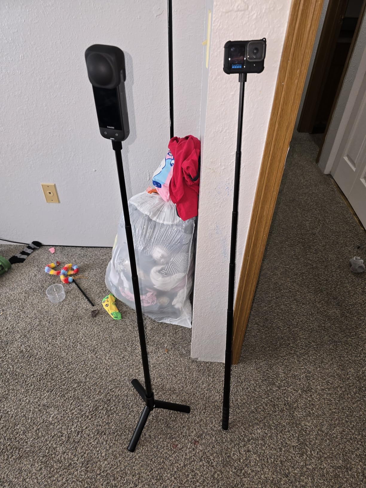 Insta360 2-in-1 Invisible Selfie Stick + Tripod, Aluminum Alloy Invisible Pole and Tripod, Compatible with Insta360 Ace, Ace Pro, Ace Pro 2, GO Ultra, GO 3S, ONE X2, X3, X4, X5 Action Cameras, Black customer photo 1