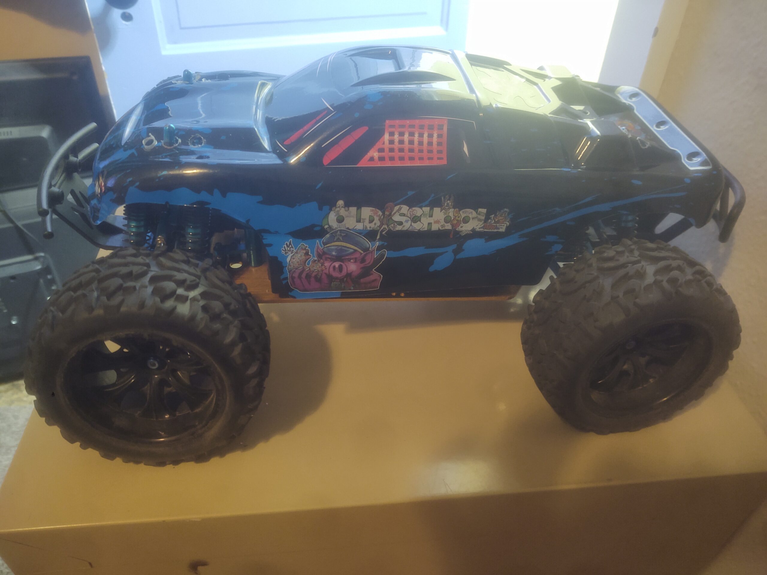 SummitLink Custom Body Muddy Blue Over Black Compatible for 1/10 Scale RC Car or Truck (Truck not Included) R-BB-01 customer photo 2