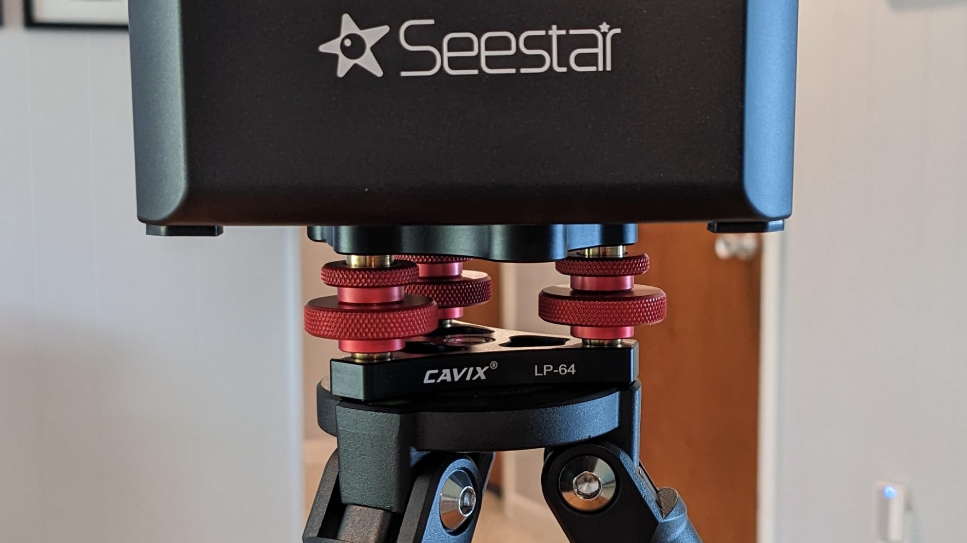 CAVIX Camera Leveler Tripod Leveling Base Tri-Wheel Head for Macro Photography Aluminum w Bubble Level 3 Axis Level with +/-5 Degree Precision Adjustment for DSLR Camera Rotator Panoramic Head LP-64 customer photo 2