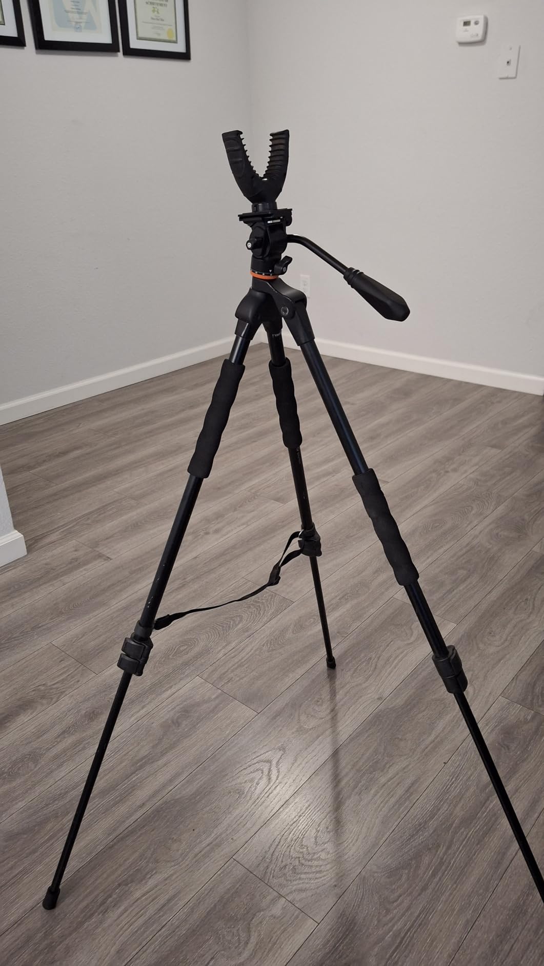 SmallRig Tripod Fluid Head Pan Tilt Head with Quick Release Plate for Arca Swiss for Compact Video Cameras and DSLR Cameras -3259B customer photo 2