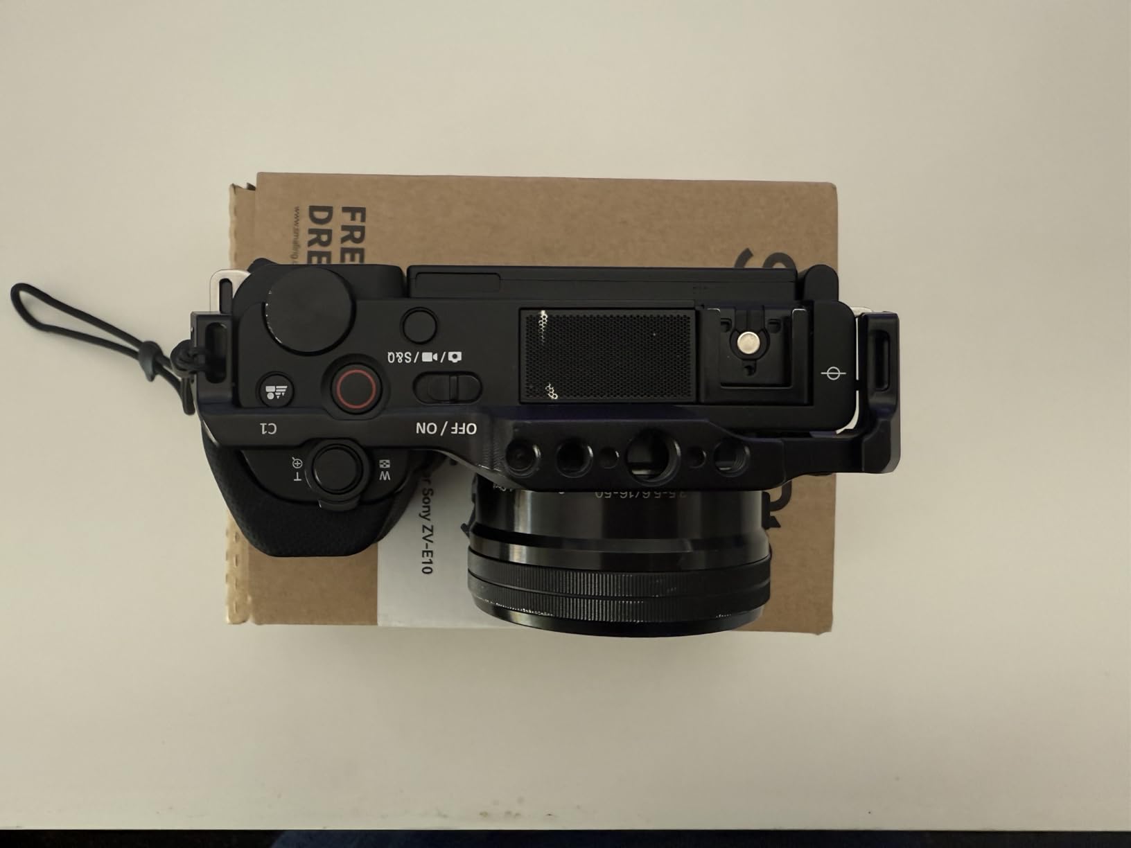 SmallRig ZV-E10 Cage with Silicone Handle and Built-in Threaded Holes, Cold Shoe and Quick Release Plate for Sony ZV-E10 customer photo 1