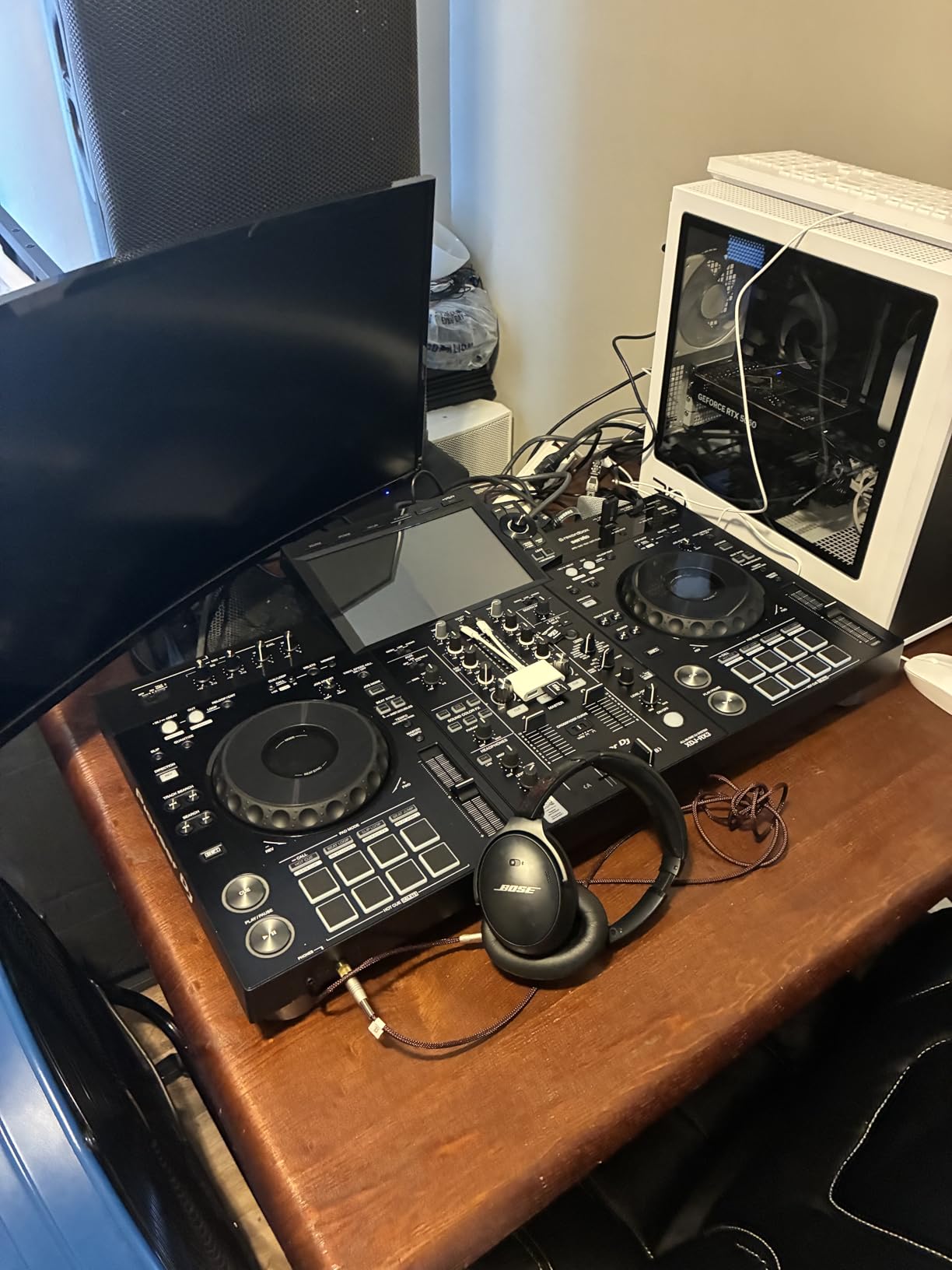 XDJ-RX3 All-In-One DJ System (Black) customer photo 1