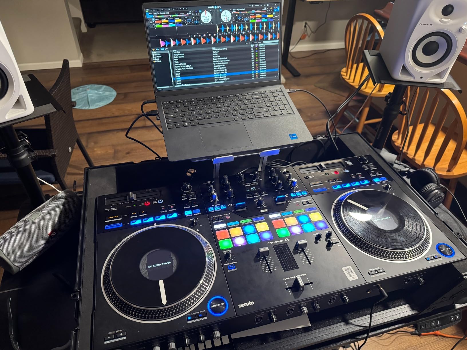 DDJ-REV7 2-Deck Serato DJ Controller customer photo 1