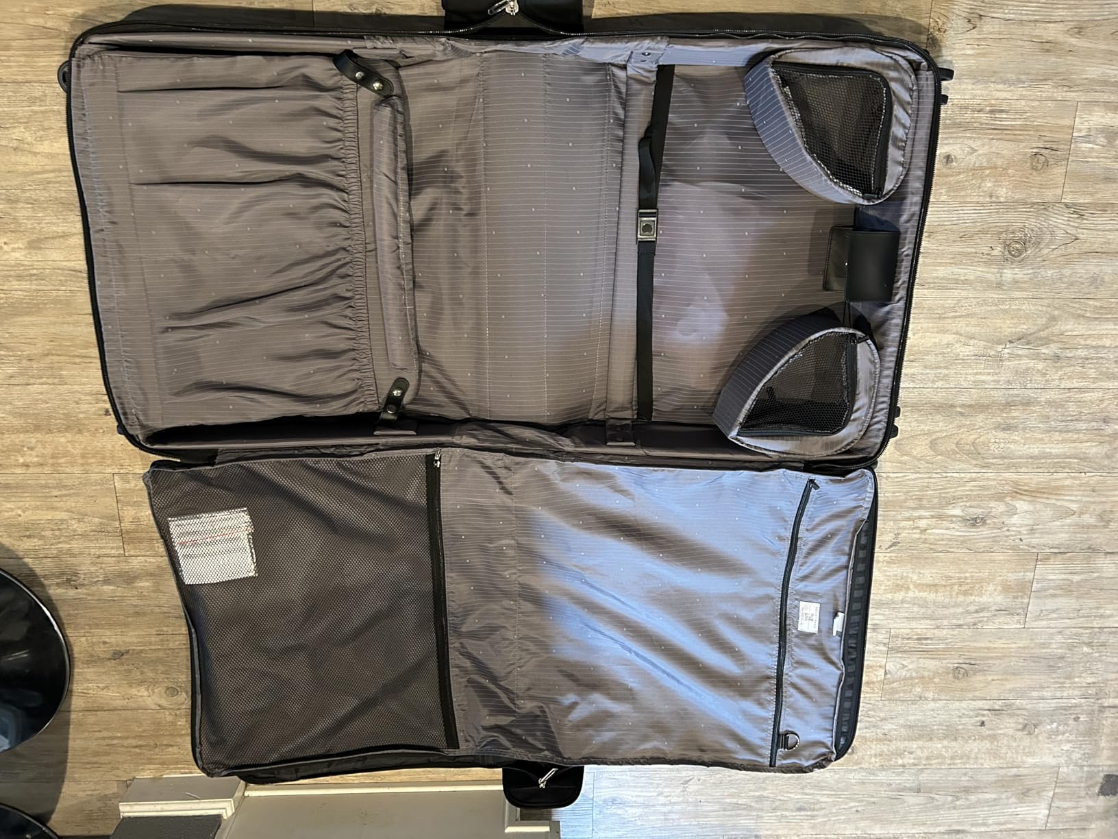 Helium DLX - Rolling Garment Bag with Spinner Wheel - Lightweight Travel Garment Bag - SECURITECH Zip - Suit and Dresses Rolling Travel Bag - Checked Size, Black customer photo 2