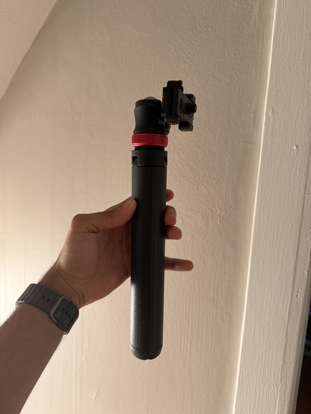 ULANZI MT-44 Auto Open Phone Tripod, 59