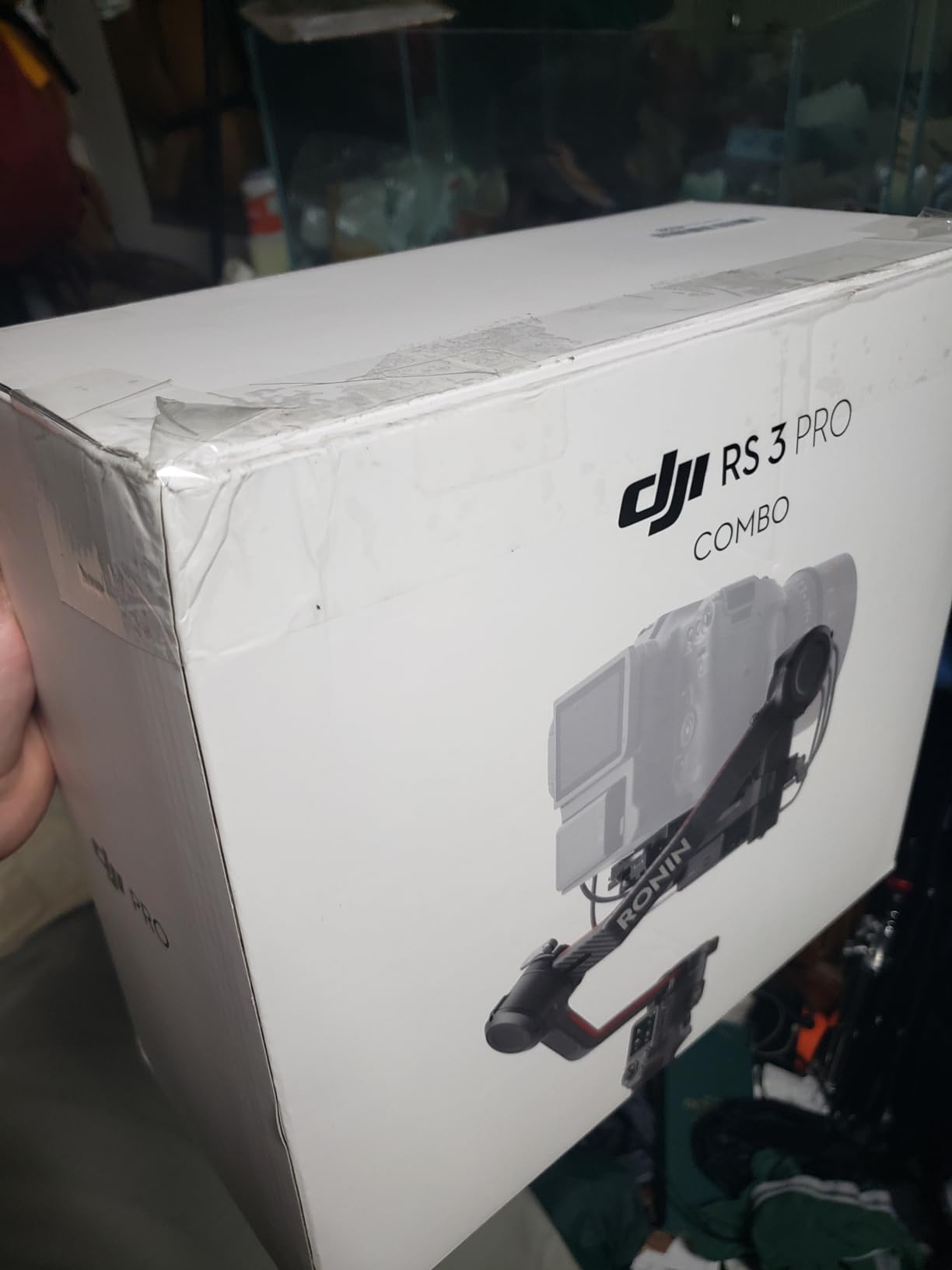 DJI RS 3 Pro Combo, 3-Axis Gimbal Stabilizer for DSLR and Cinema Cameras Canon/Sony/Panasonic/Nikon/Fujifilm/BMPCC, Automated Axis Locks, Carbon Fiber Arms, Includes Ronin Image Transmitter customer photo 2