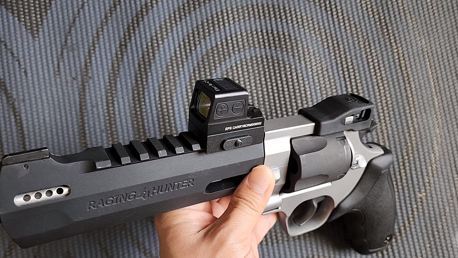 Holosun EPS Carry Series, 2MOA, 6MOA, 32 MOA Circle 2 MOA Dot Options, Modified RMSc, RMSc Adapter Plate - Red/Green/Gold Options customer photo 1